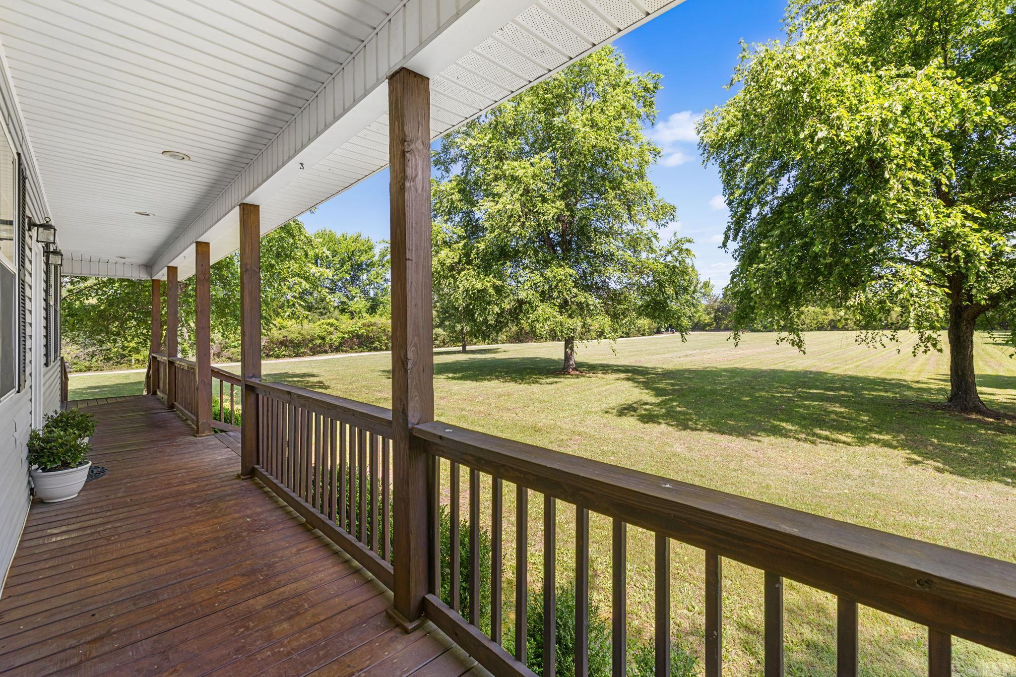 1030 Piney Creek Road E Property Photo 11