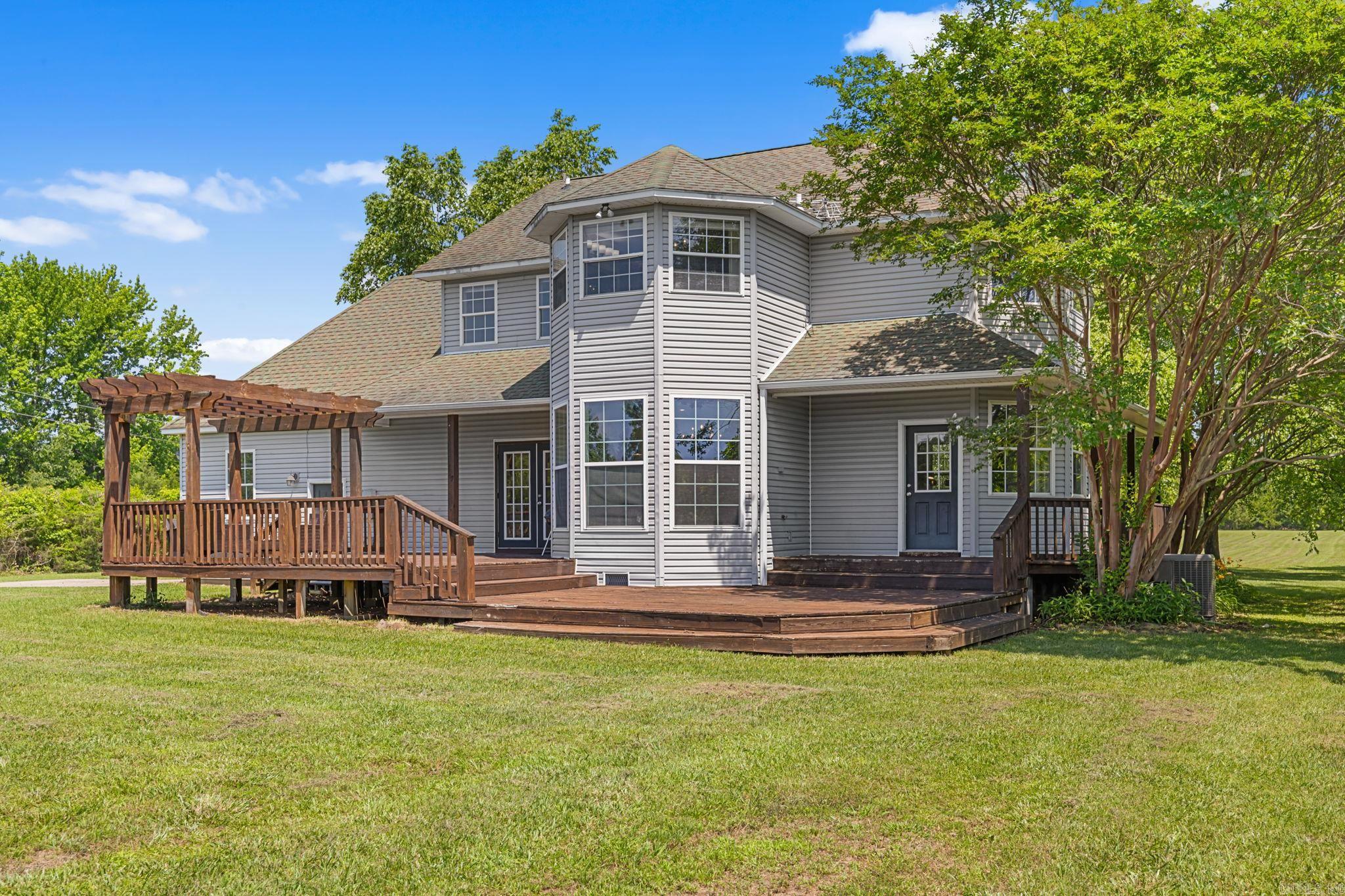 1030 Piney Creek Road E Property Photo 12