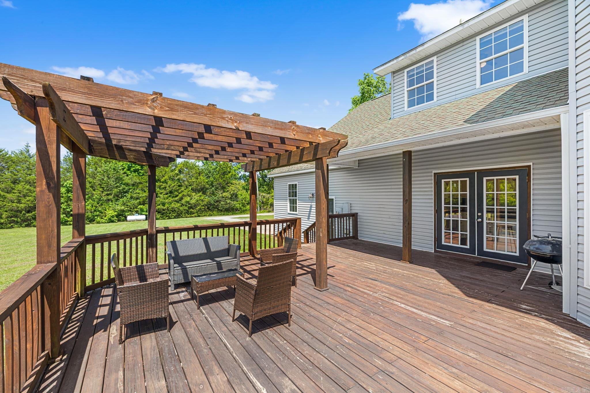 1030 Piney Creek Road E Property Photo 13