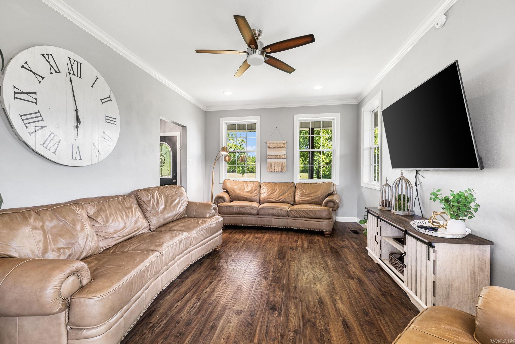 1030 Piney Creek Road E Property Photo 15
