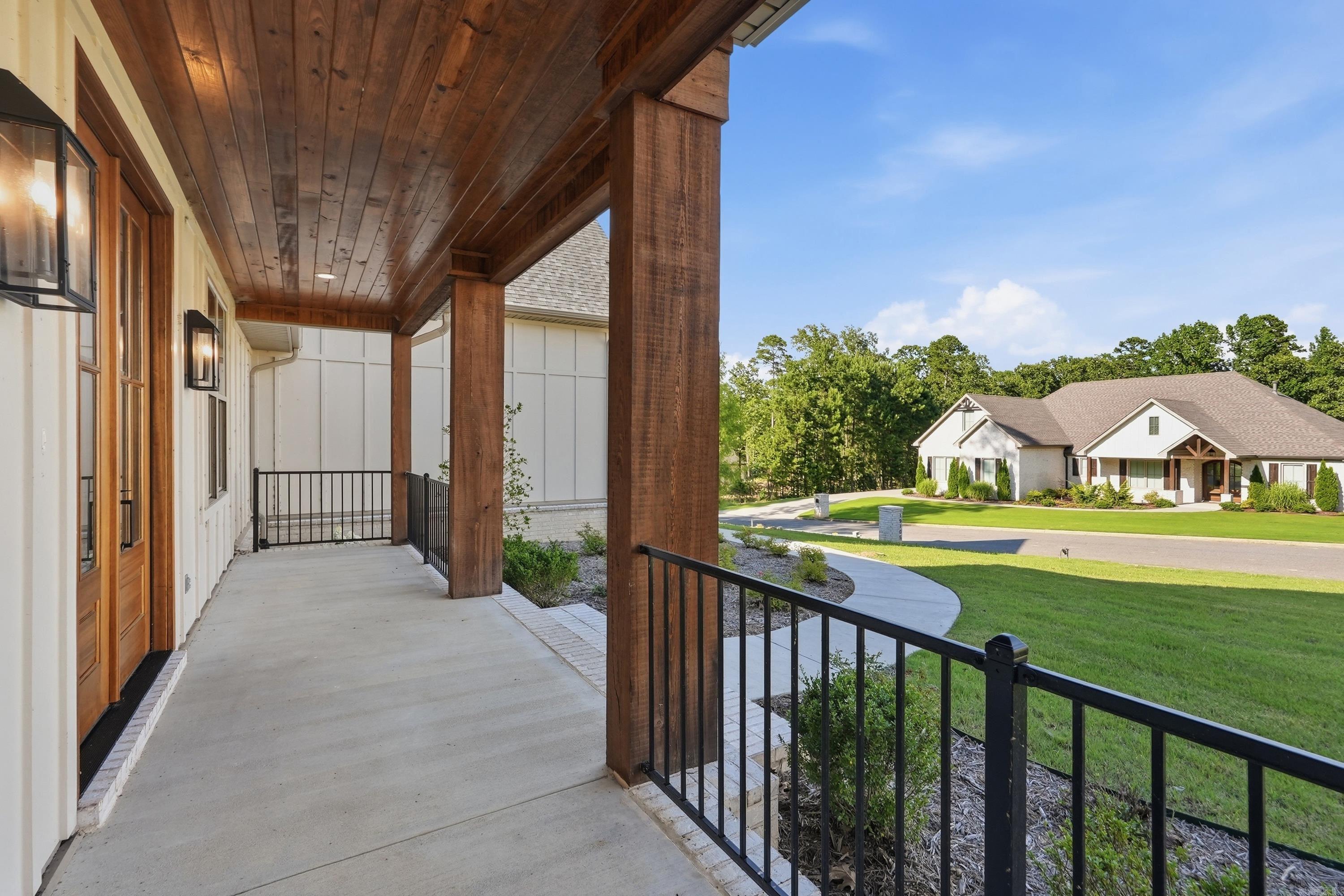 19105 Waterview Meadows Lane Property Photo 4