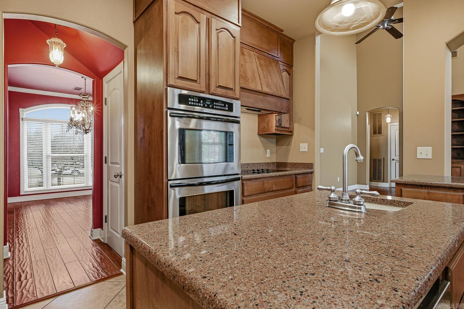 12 Victor Drive Property Photo 18