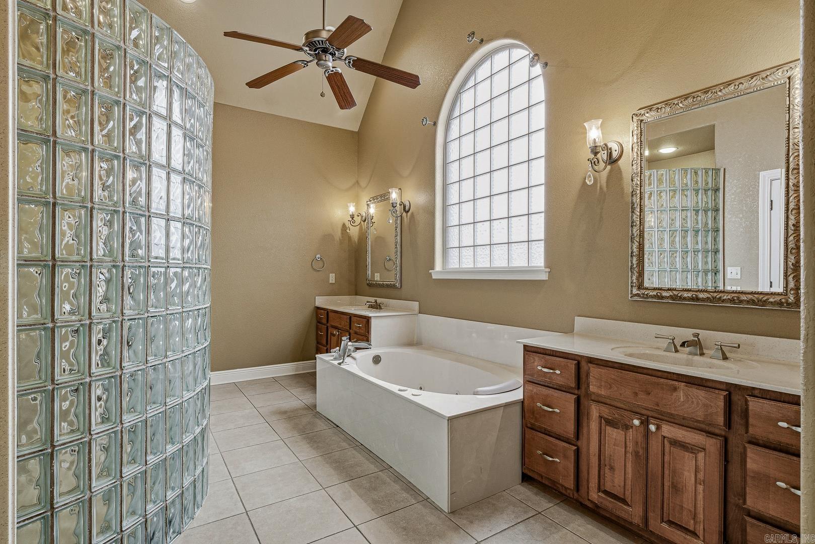 12 Victor Drive Property Photo 30