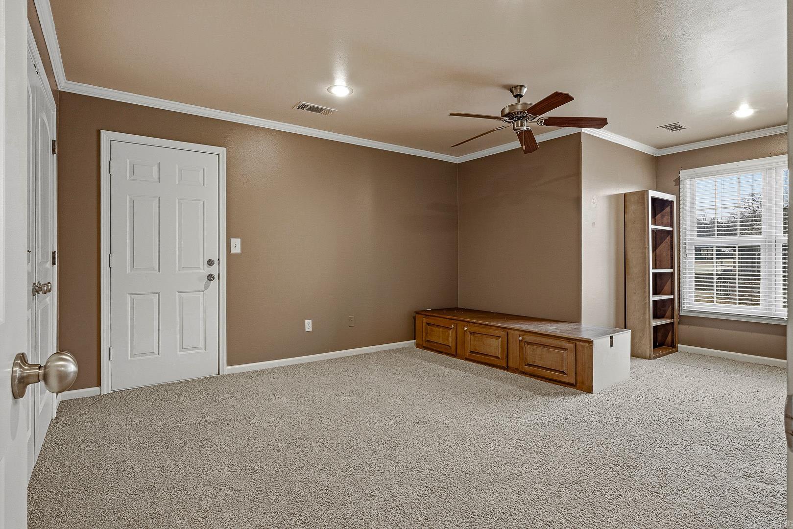 12 Victor Drive Property Photo 36