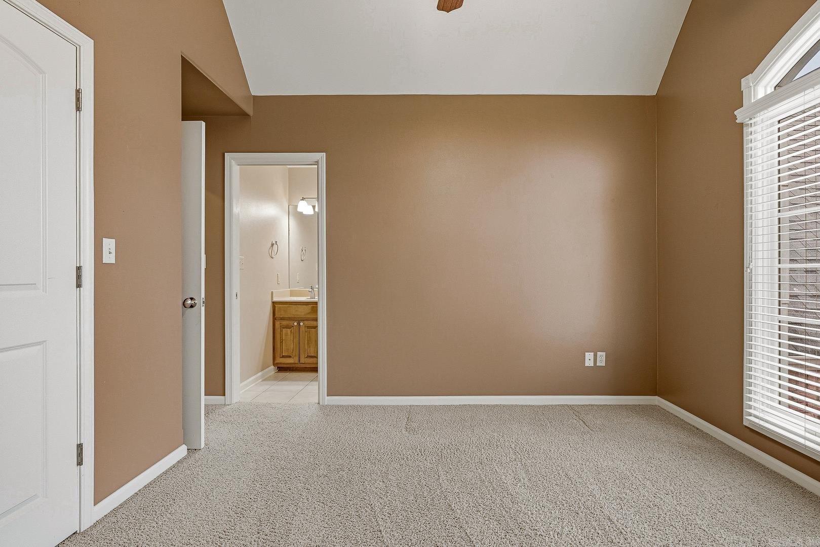 12 Victor Drive Property Photo 44