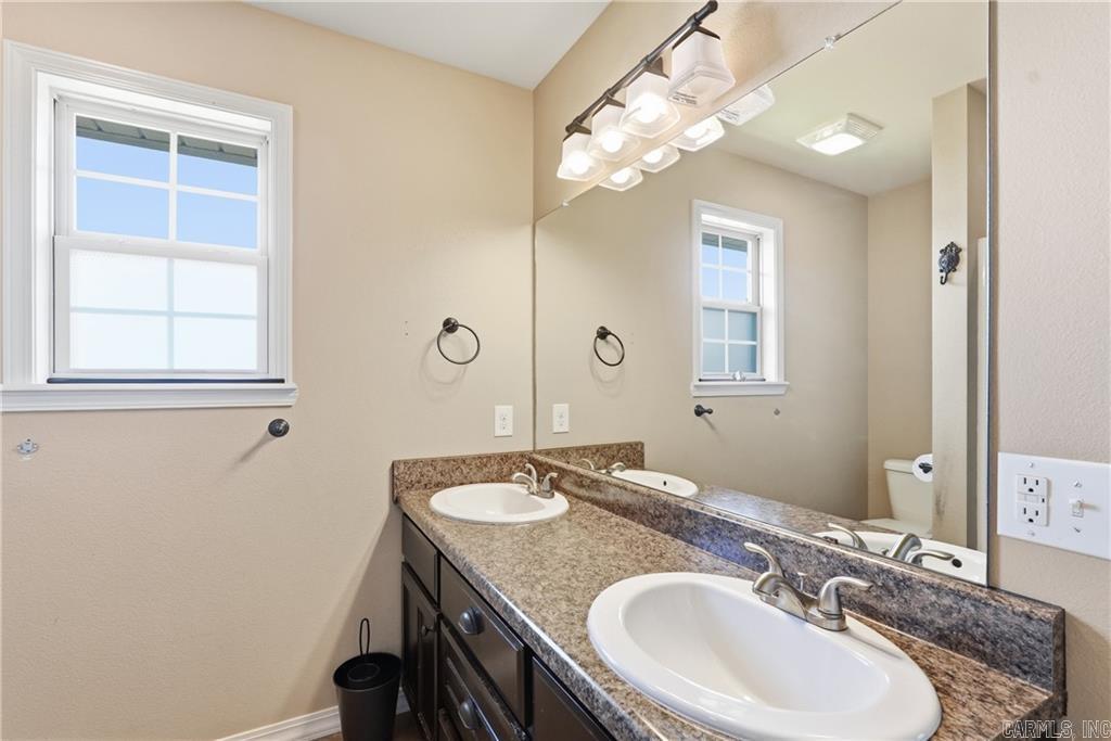 3958 Hemlock Property Photo 22