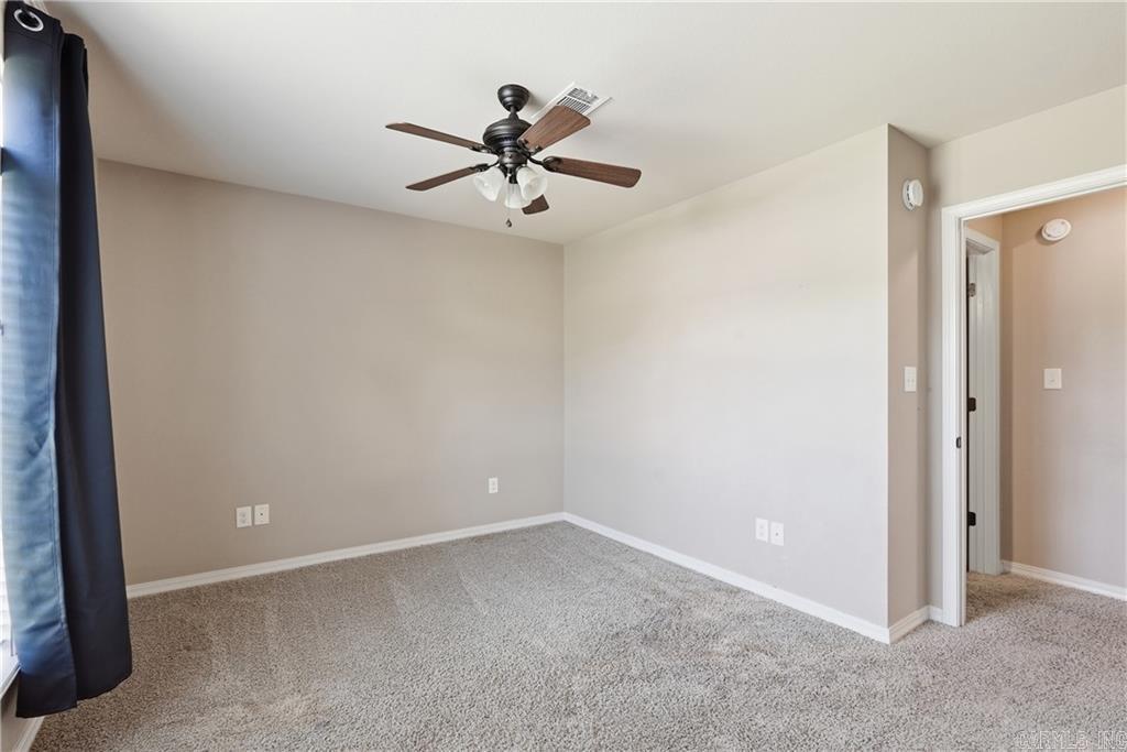 3958 Hemlock Property Photo 28