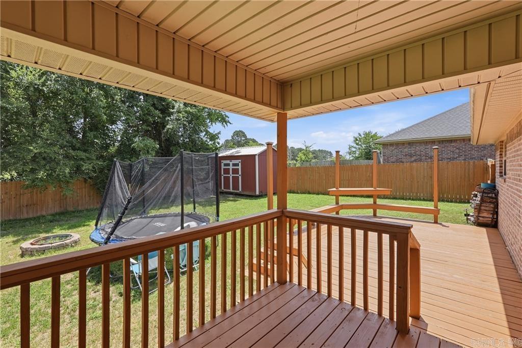 3958 Hemlock Property Photo 30