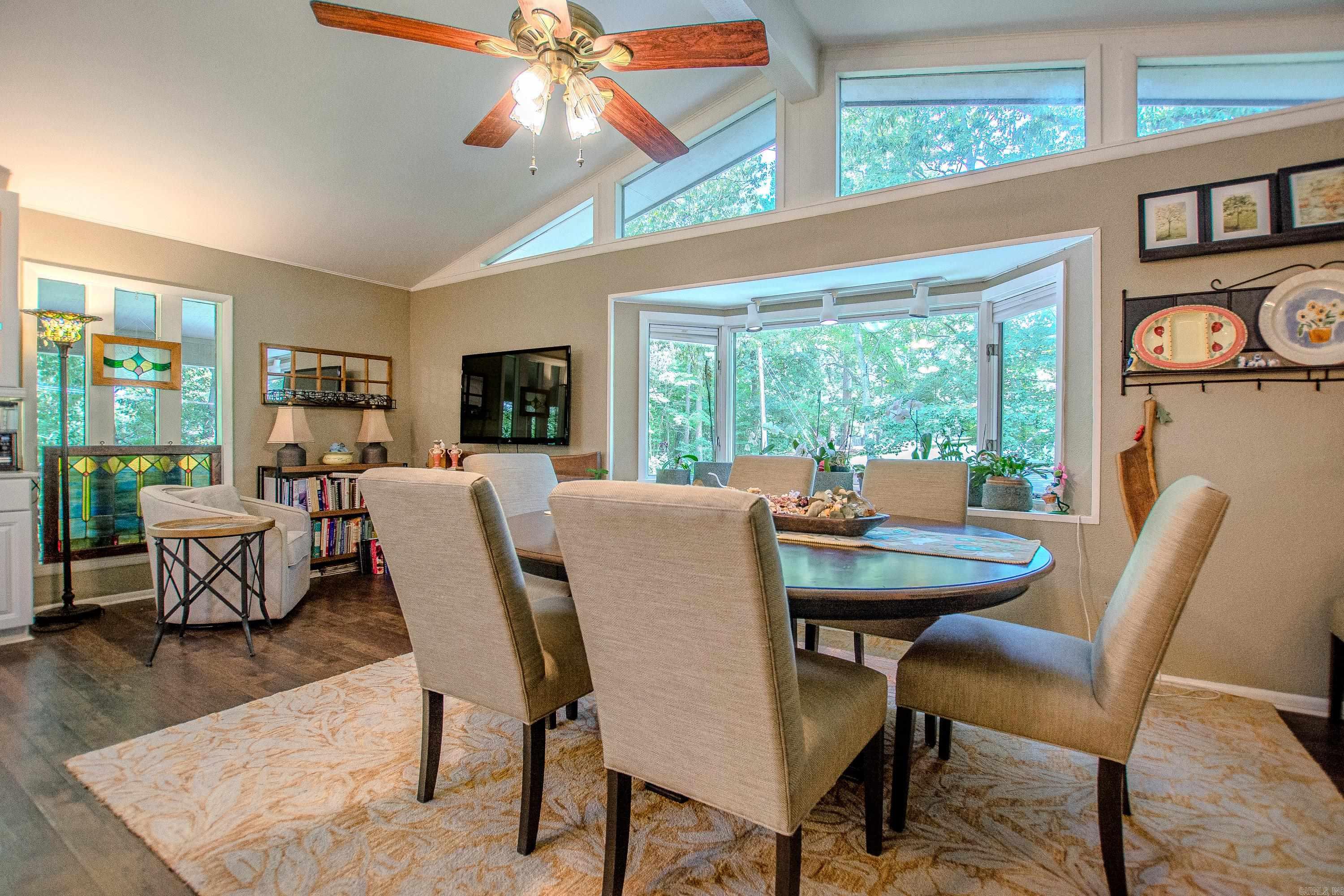 1620 Brookview Property Photo 8
