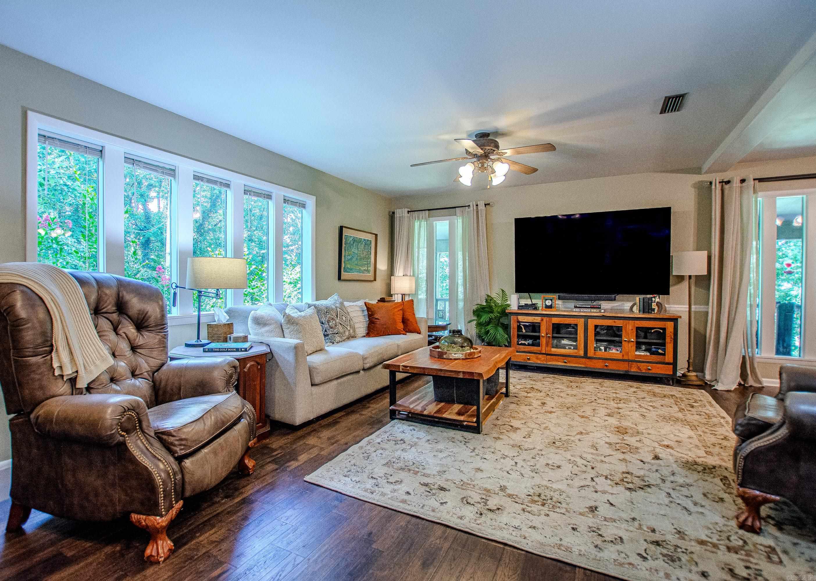 1620 Brookview Property Photo 18