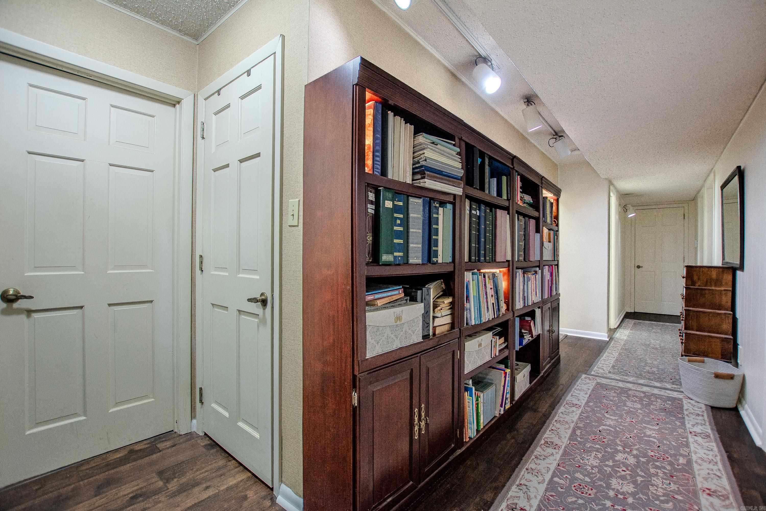 1620 Brookview Property Photo 25