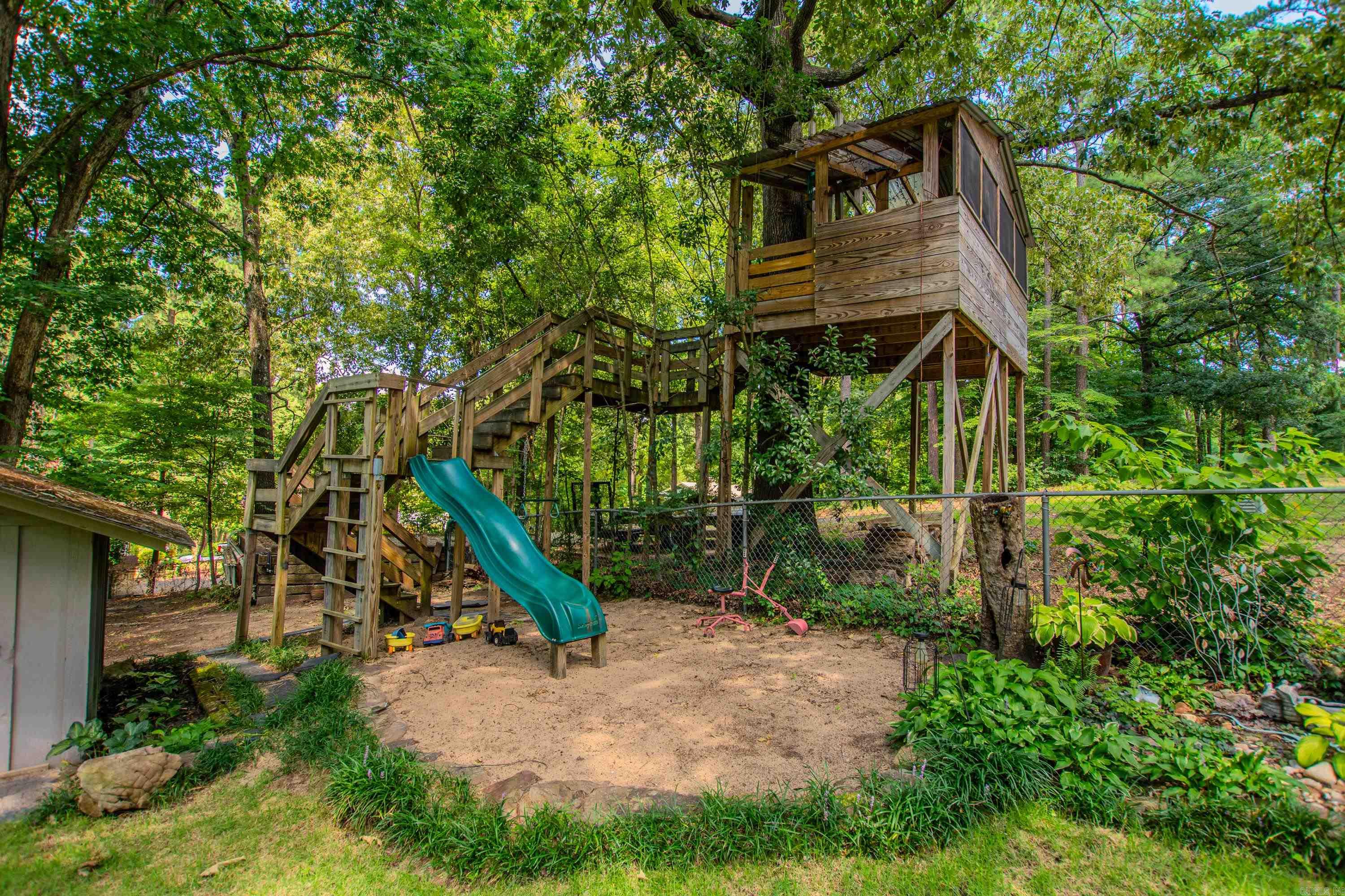 1620 Brookview Property Photo 41