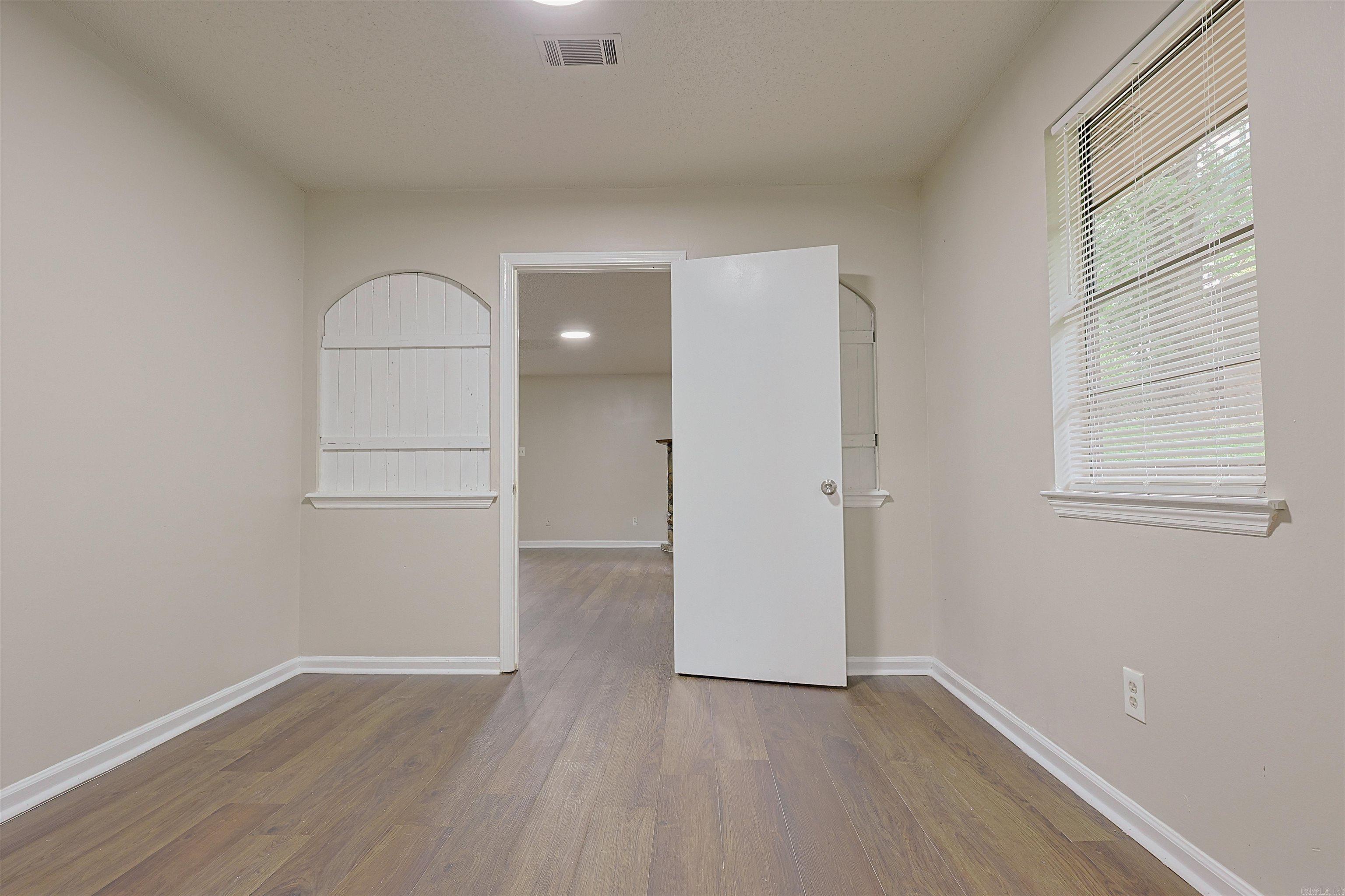 4801 N Vine Street Property Photo 19