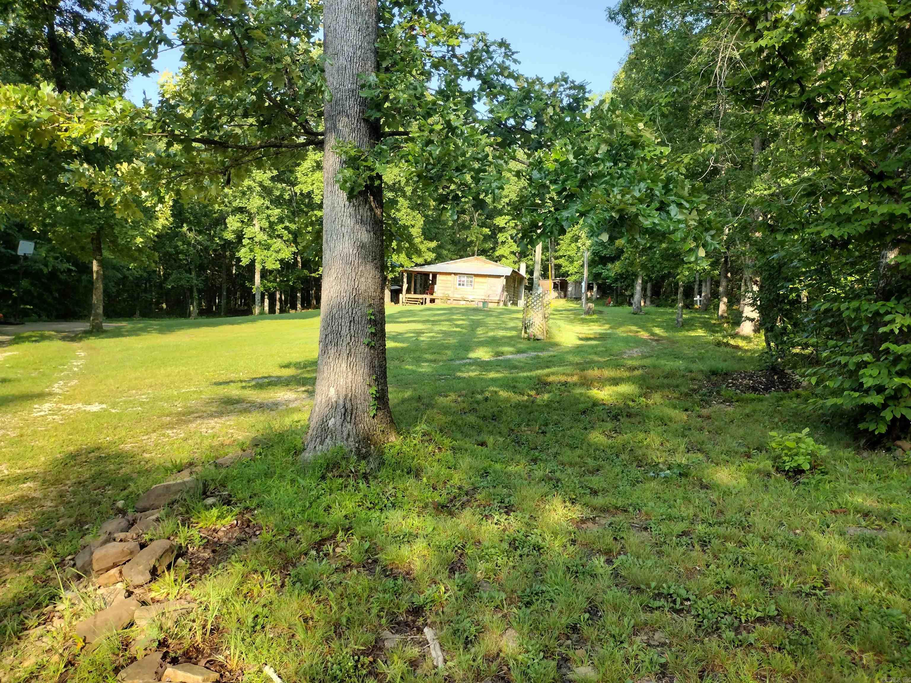 531 Flat Rock Rd Property Photo 3