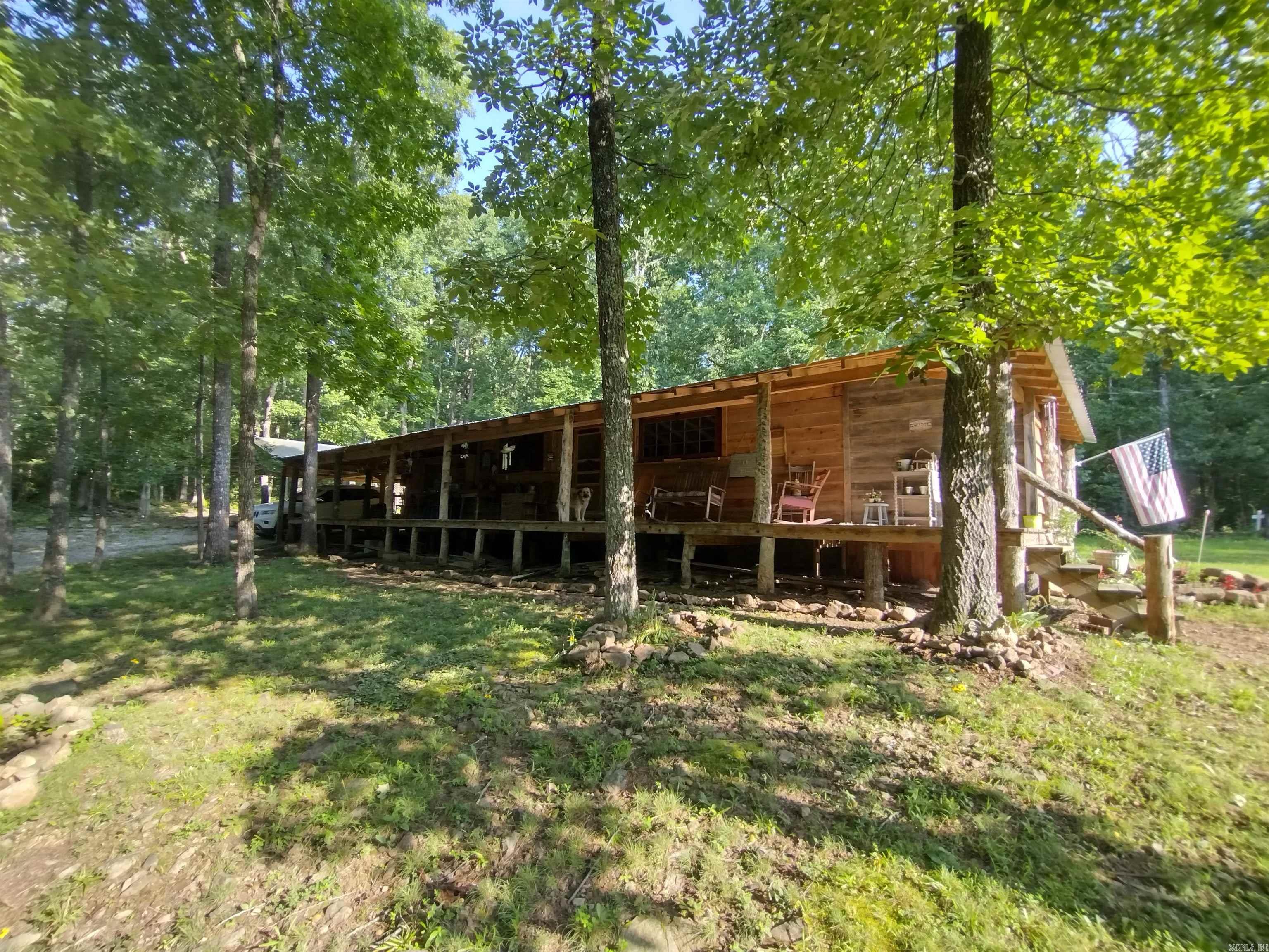 531 Flat Rock Rd Property Photo 4