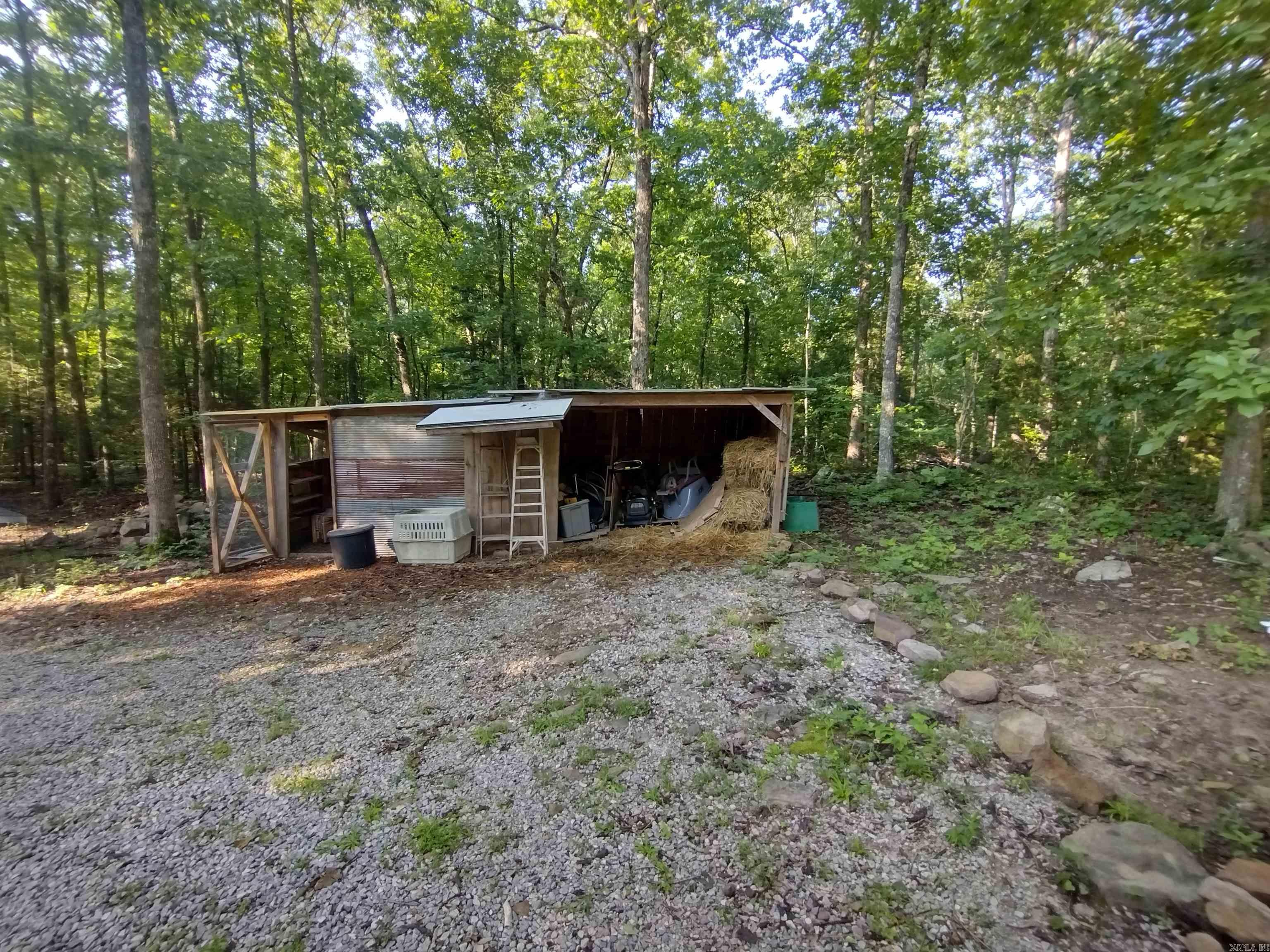 531 Flat Rock Rd Property Photo 8