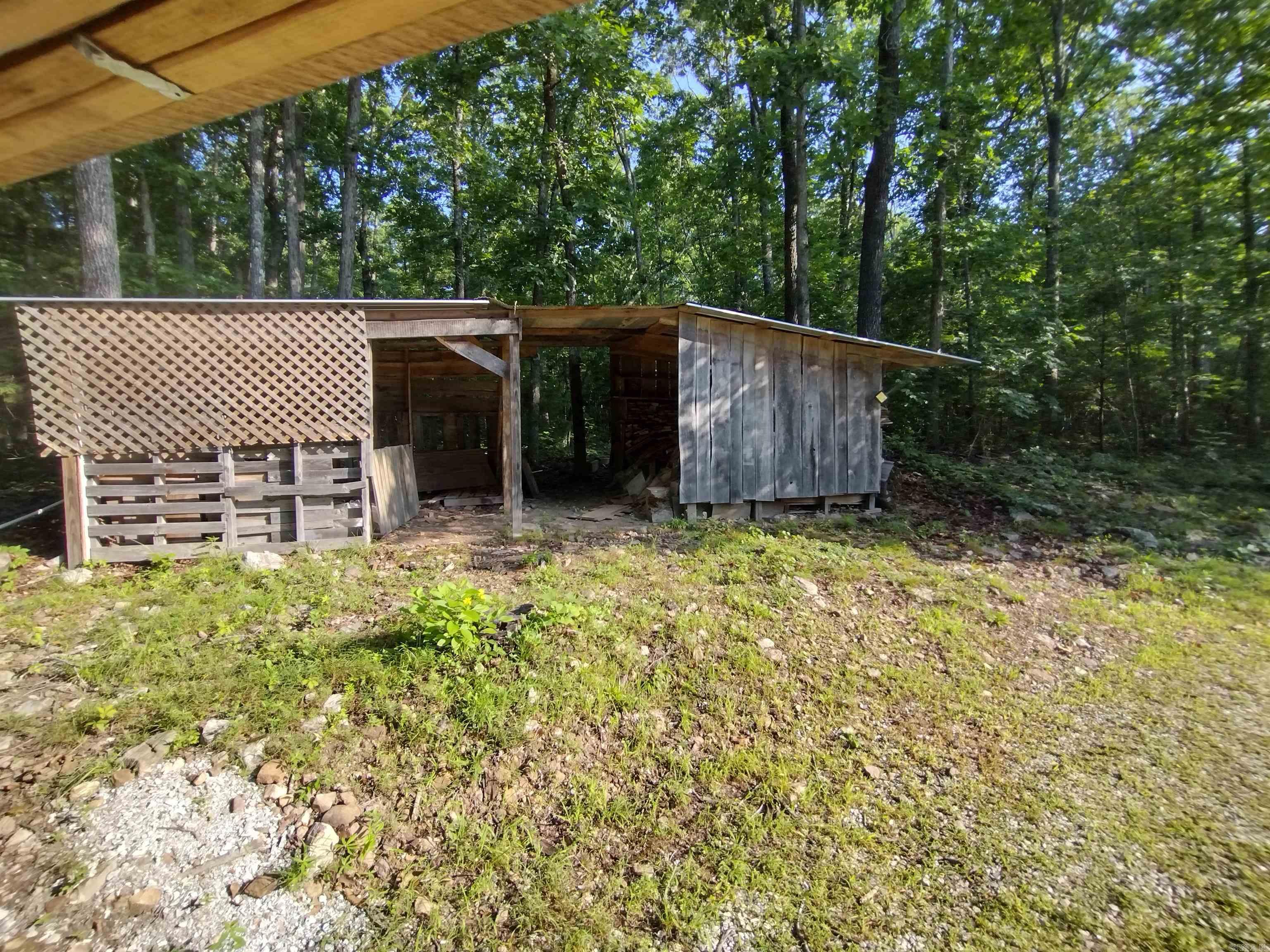 531 Flat Rock Rd Property Photo 10