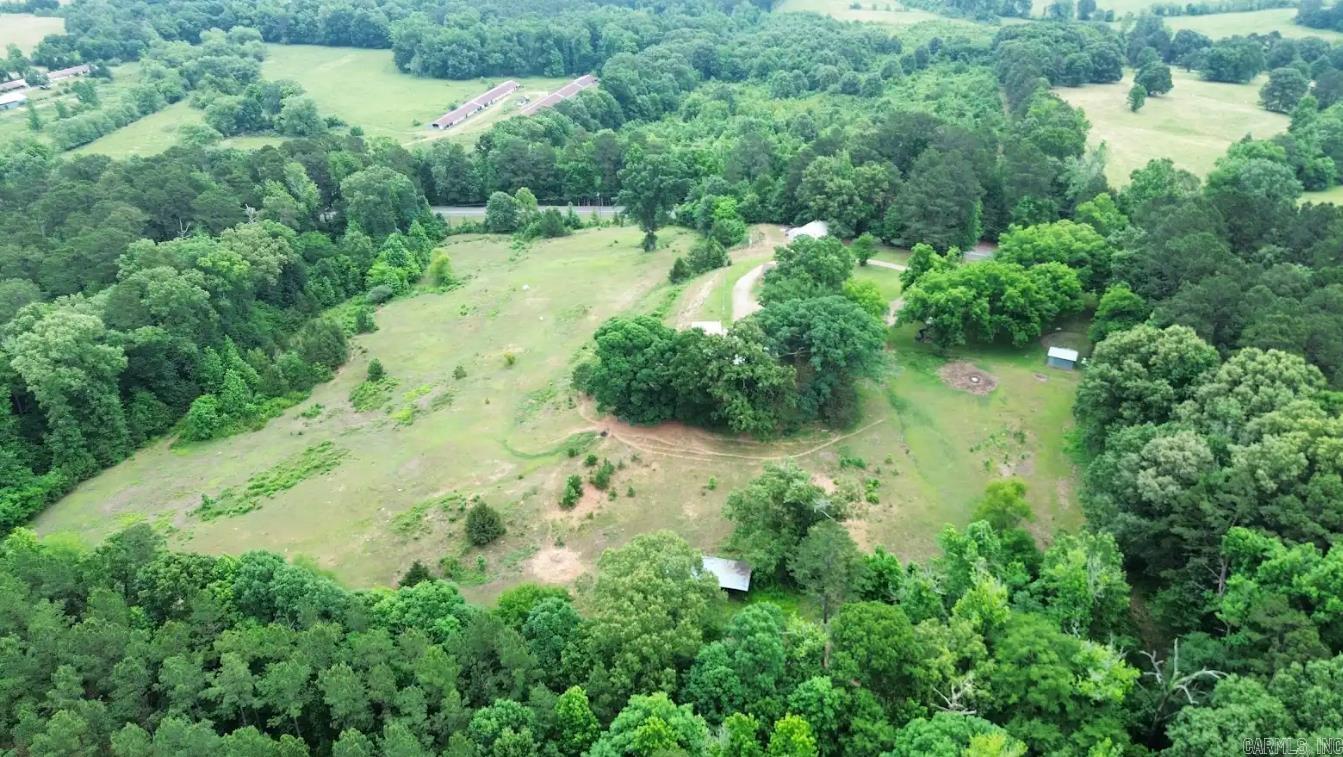 1374 Highway 317 Property Photo 3