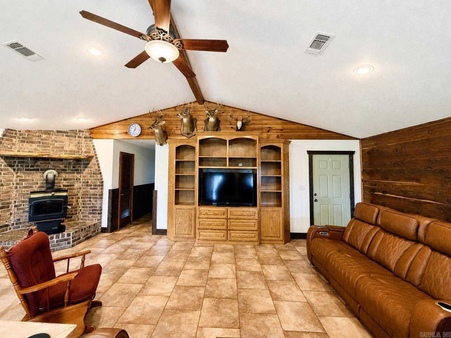 1374 Highway 317 Property Photo 19