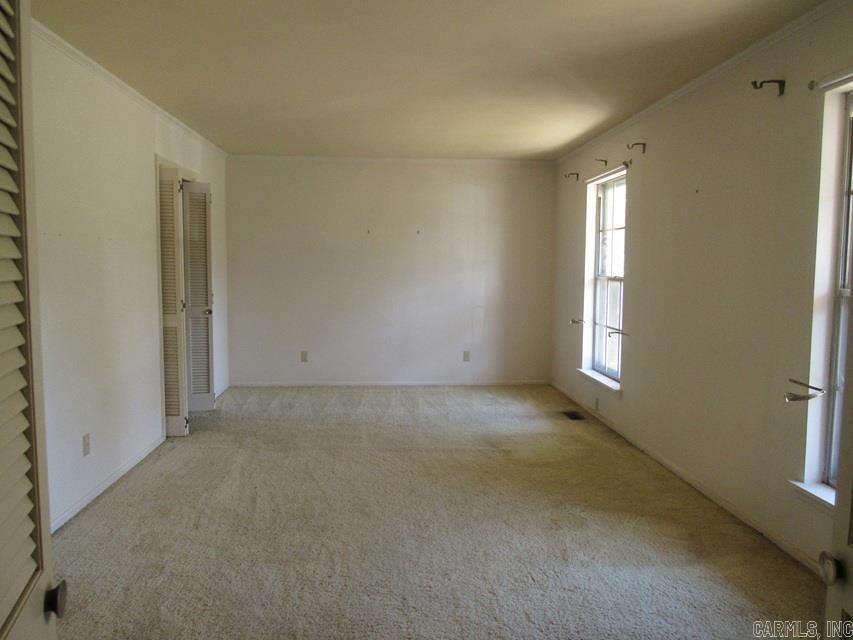 16 Kingspark Rd Property Photo 3