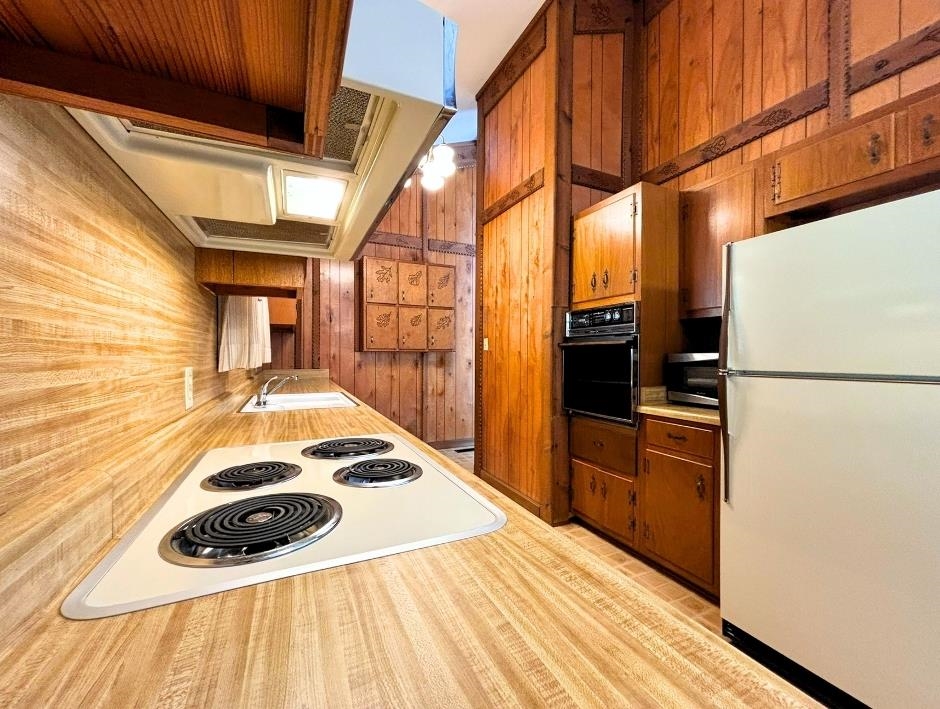 4 Otter Drive Property Photo 24