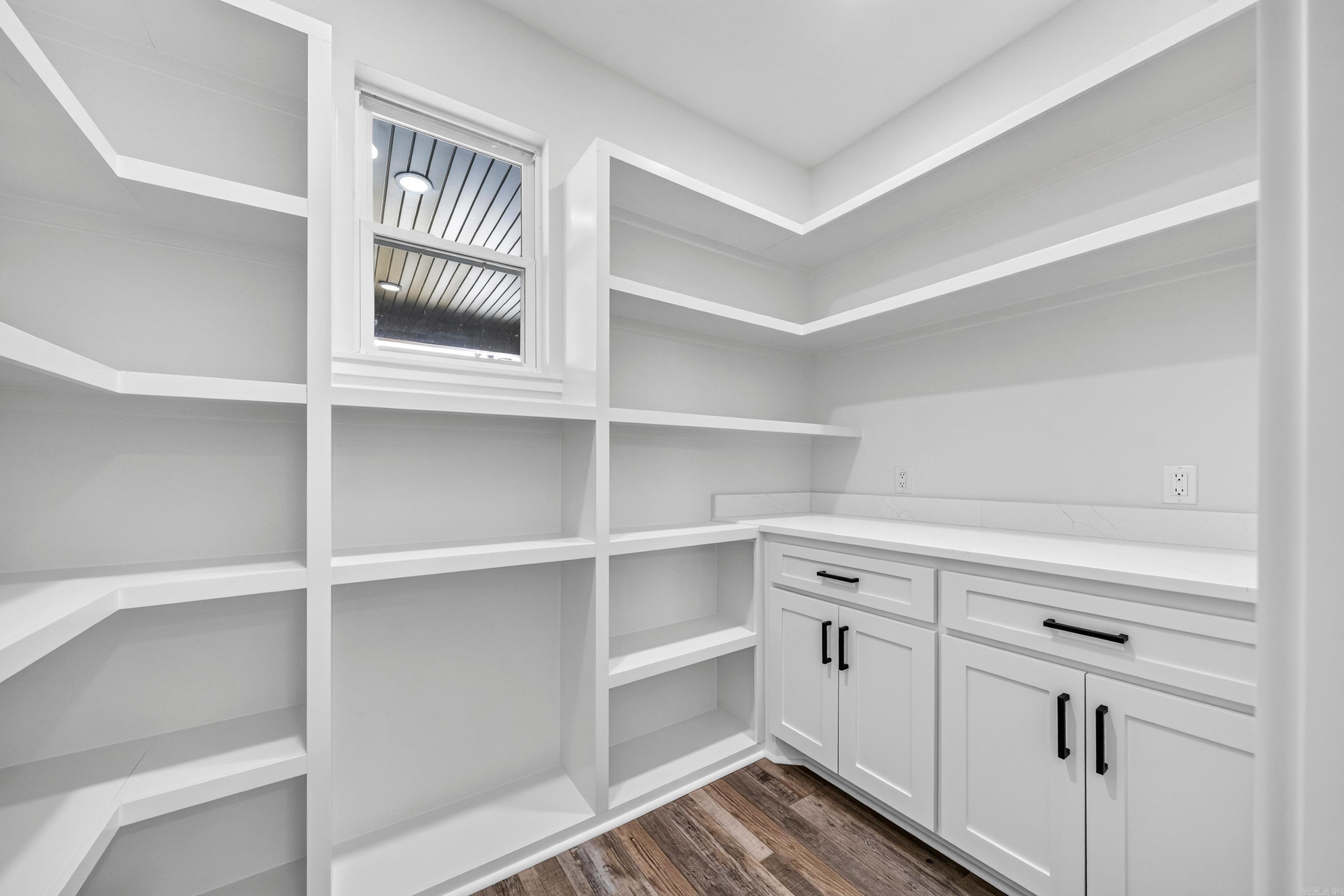 109 Chapel Hill Property Photo 15