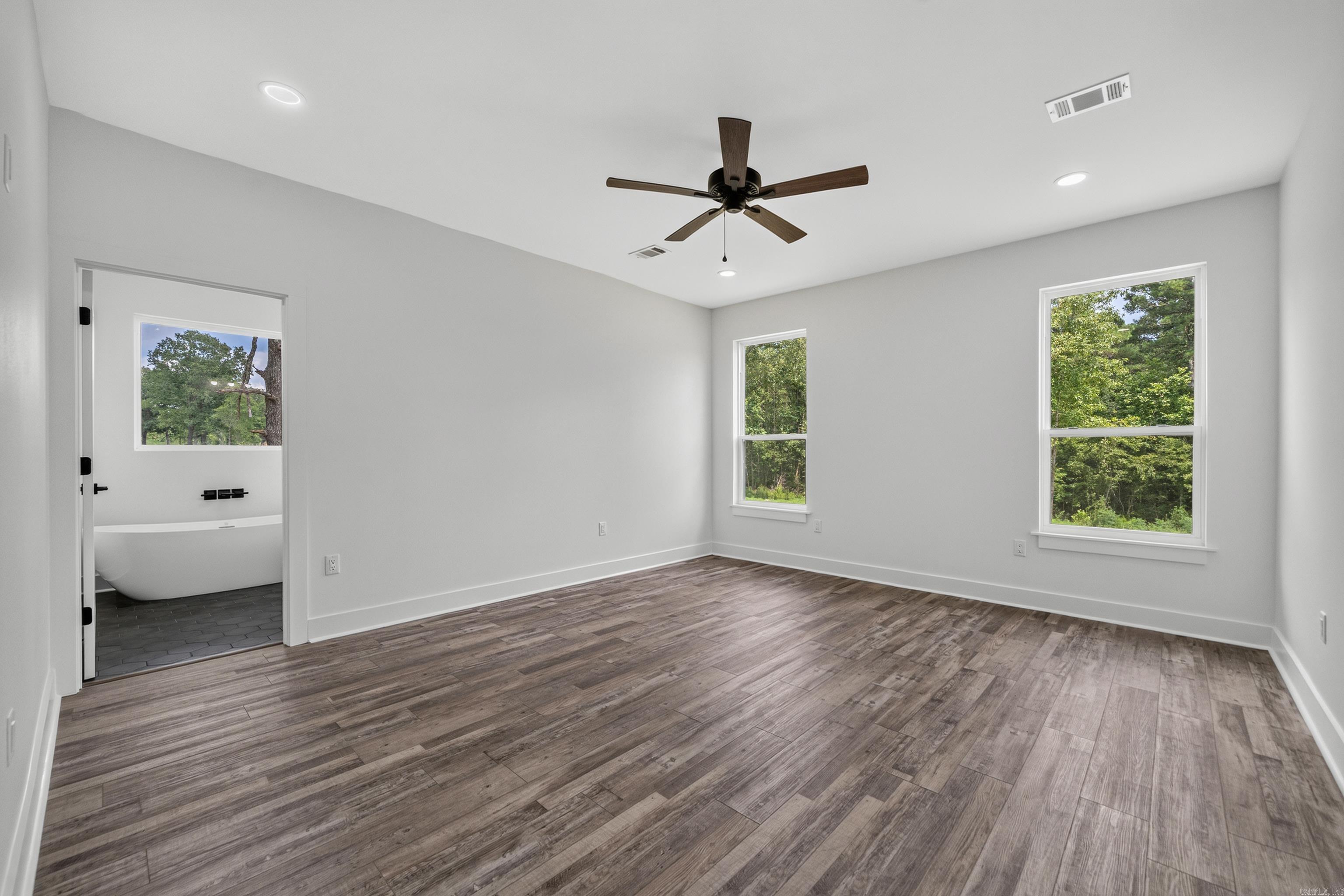 109 Chapel Hill Property Photo 19