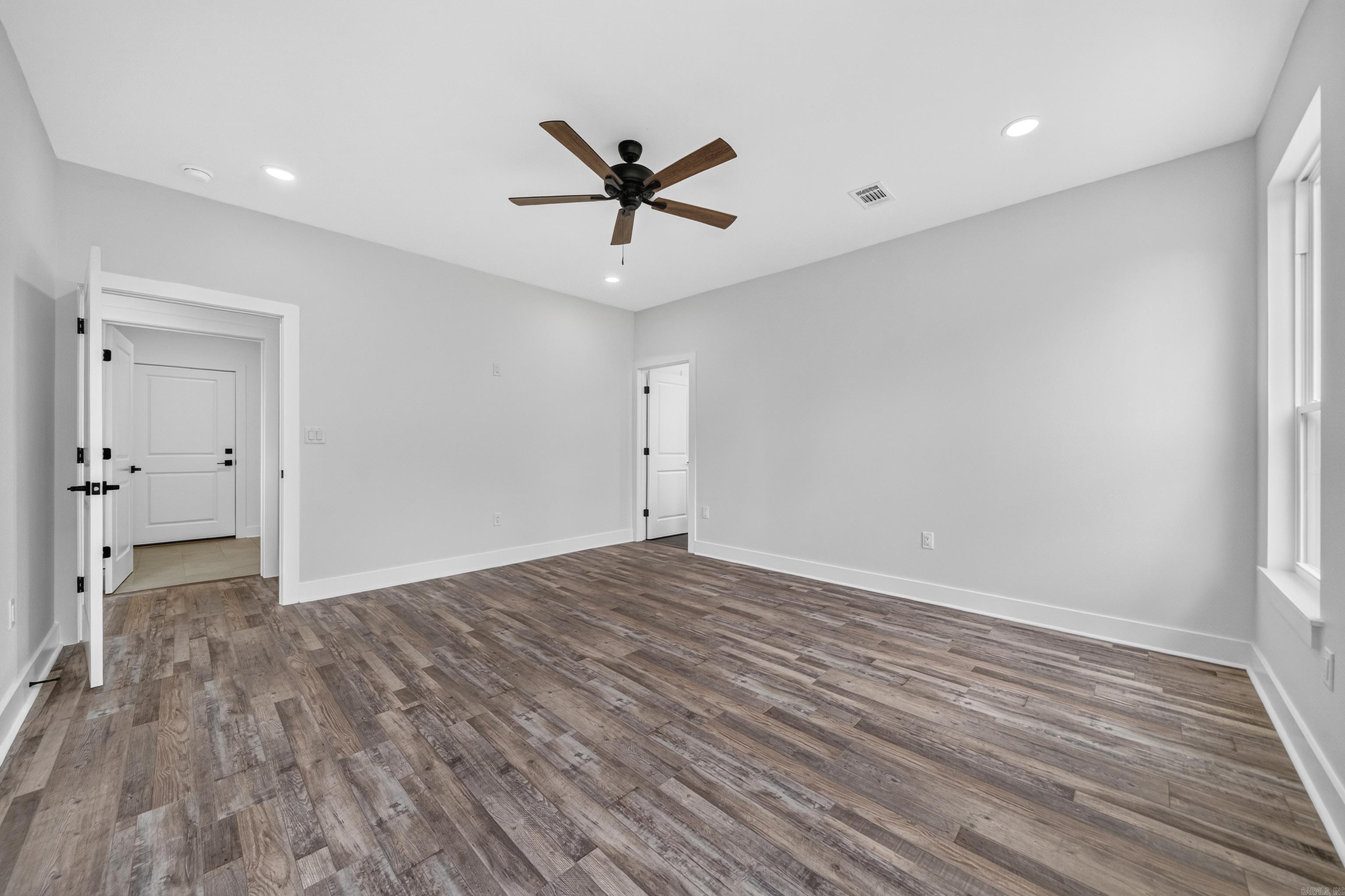 109 Chapel Hill Property Photo 21