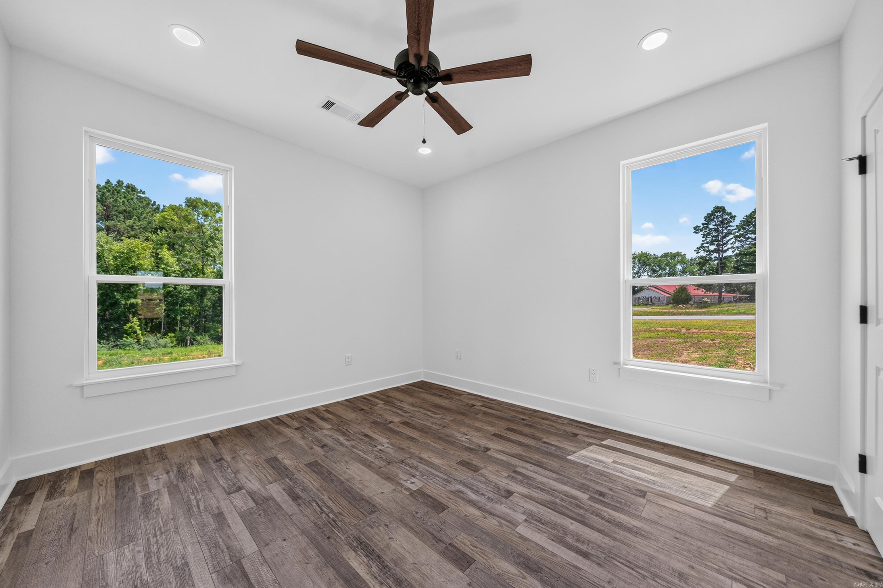 109 Chapel Hill Property Photo 33