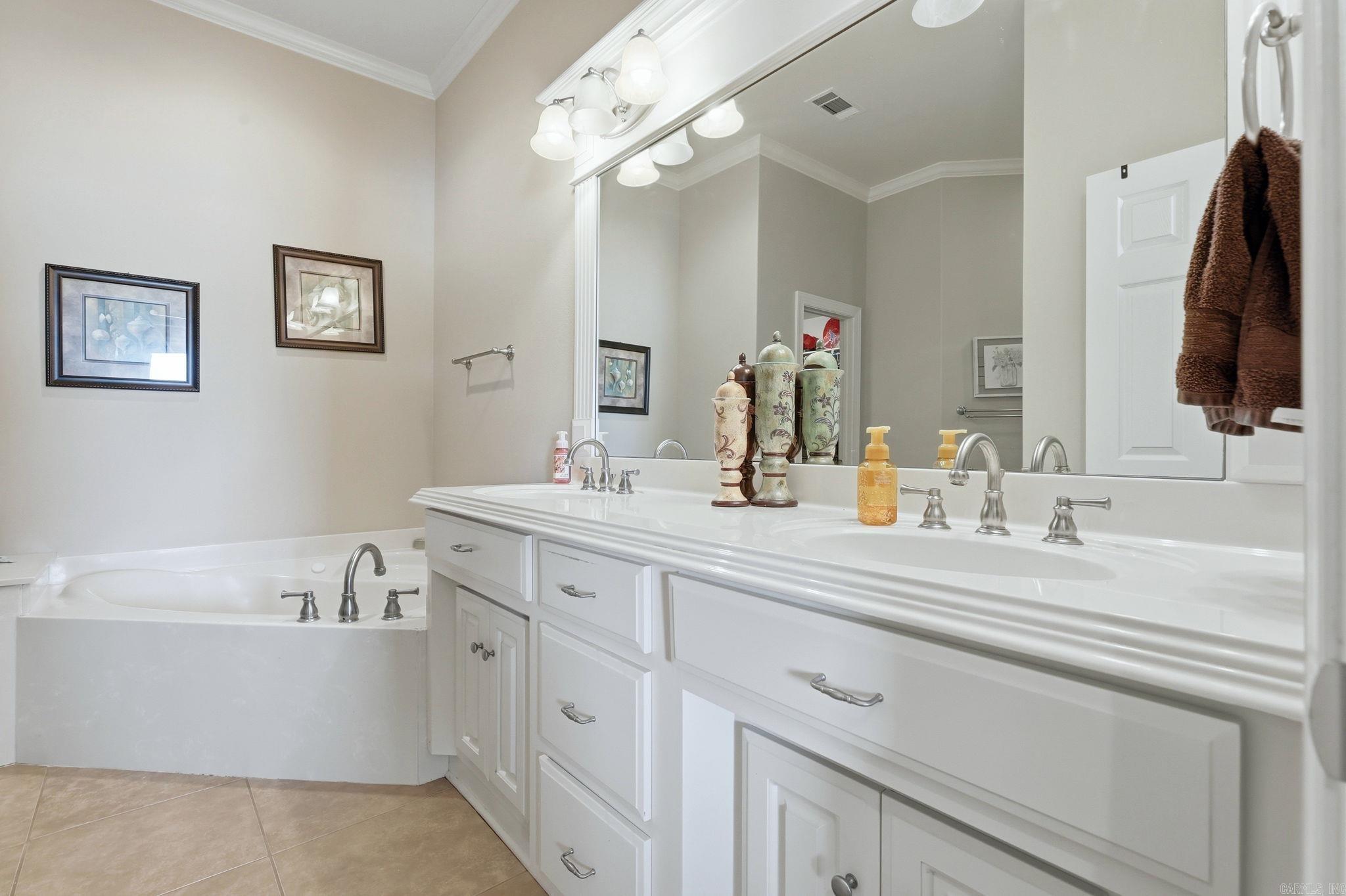 985 Mound View Drive Property Photo 23