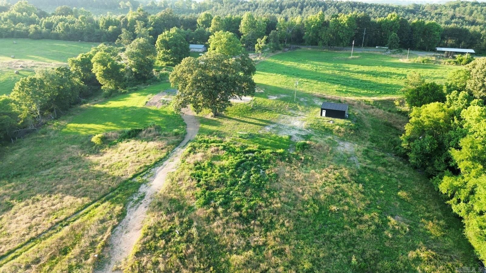520 Frachiseur Road Property Photo 8