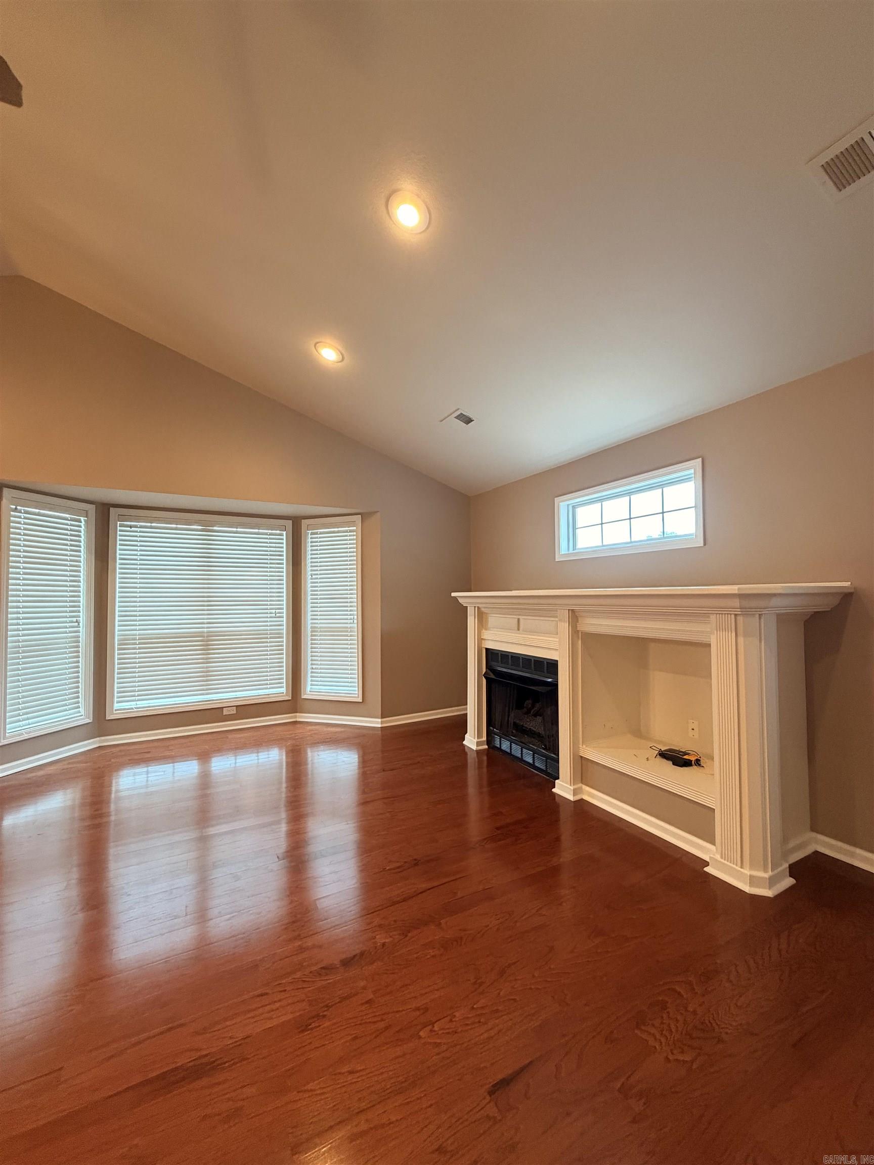 31 Enclave Circle Property Photo 6