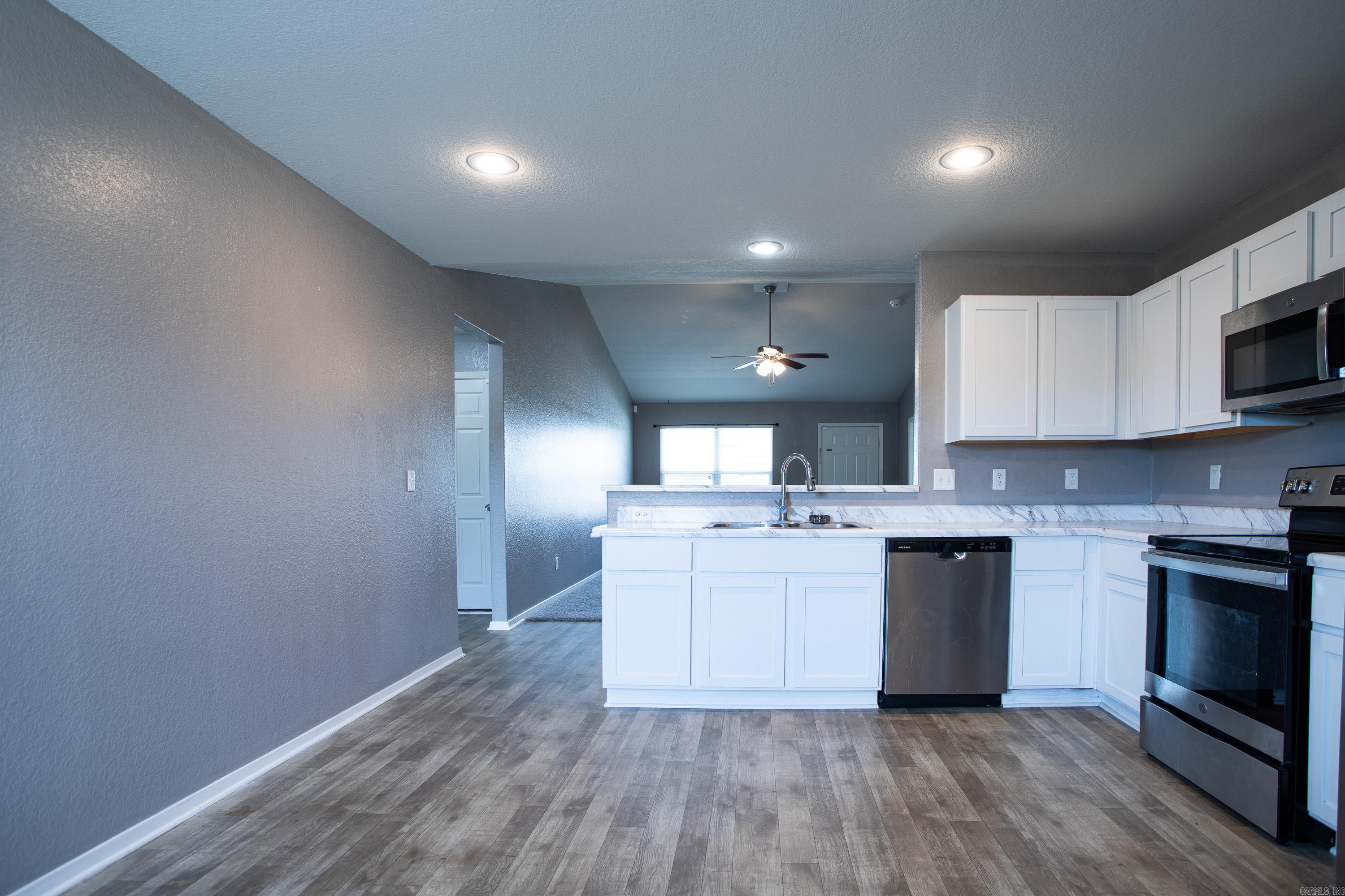 30 Summer Breeze Road Property Photo 6