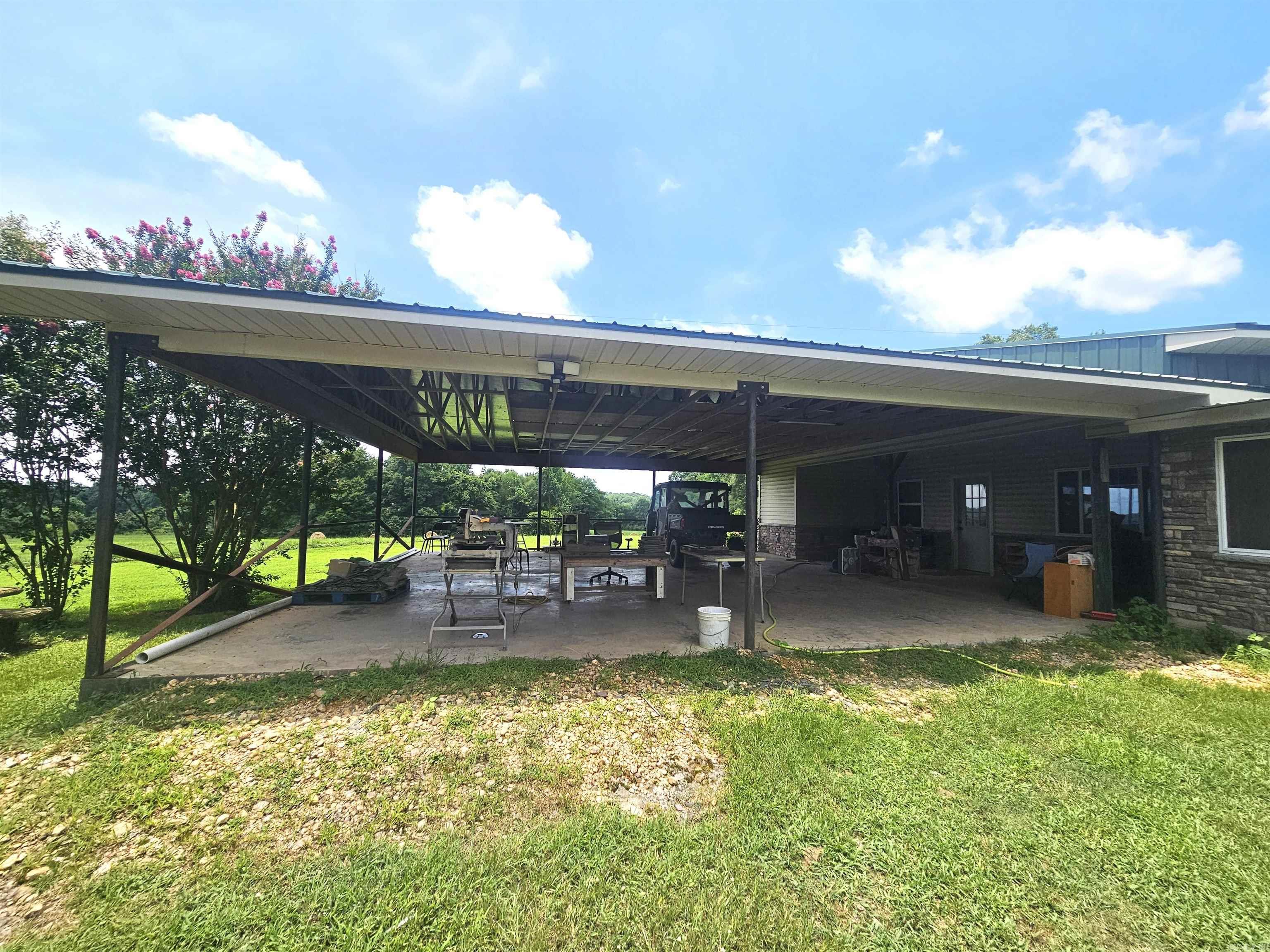 453 Westbrook Road Property Photo 9