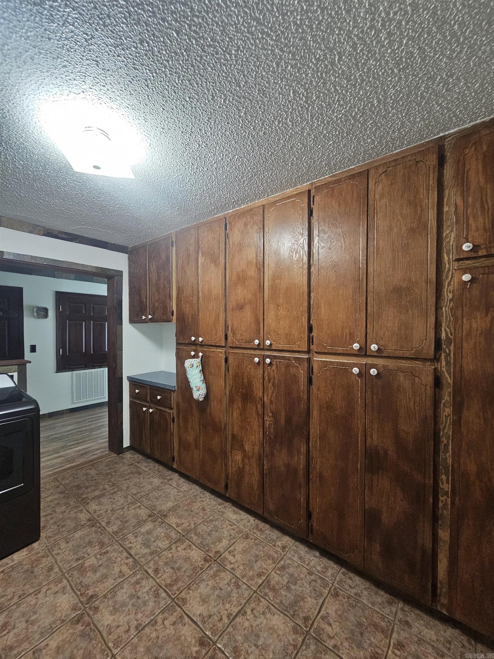 453 Westbrook Road Property Photo 38