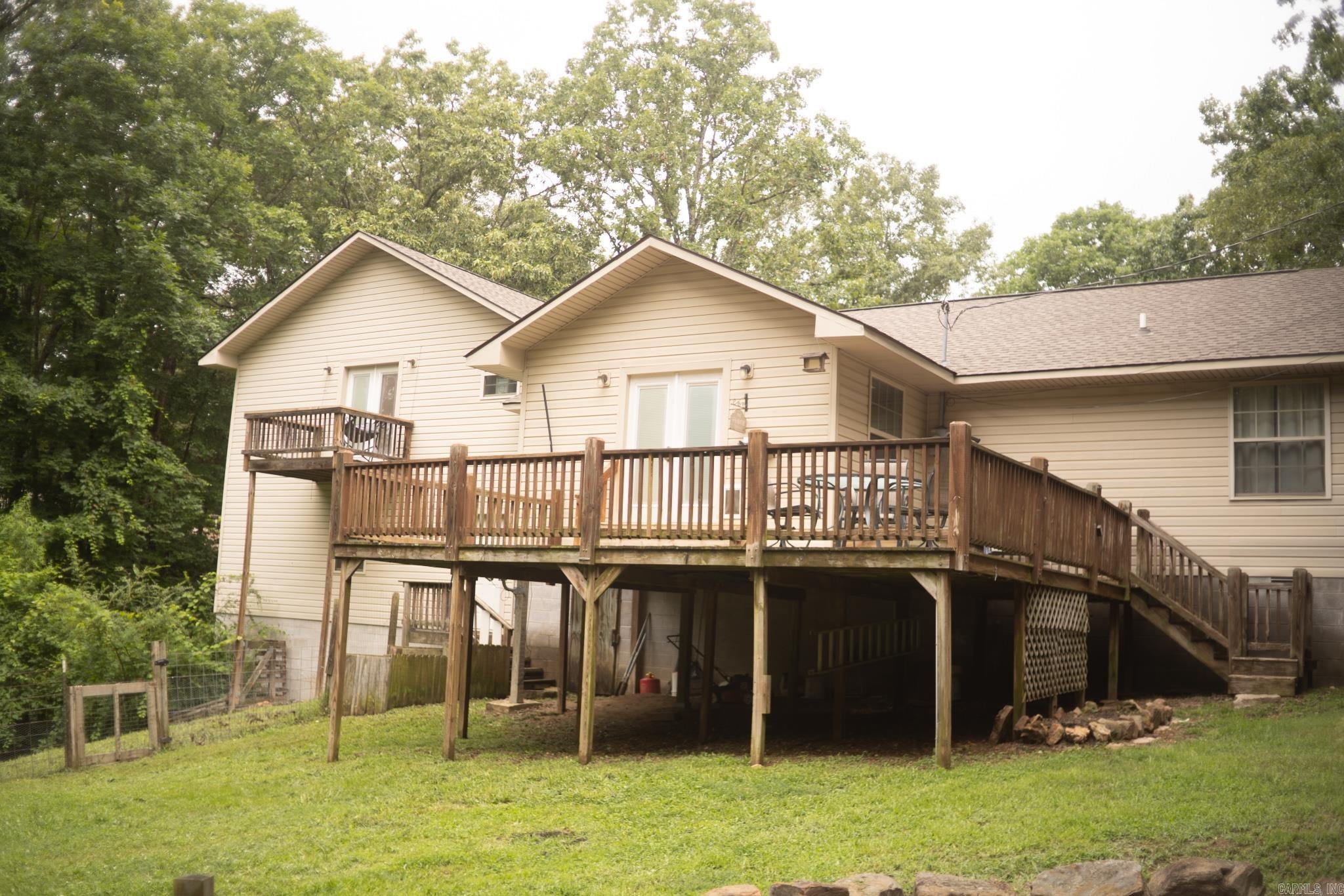 101 Henderson Road Property Photo 14