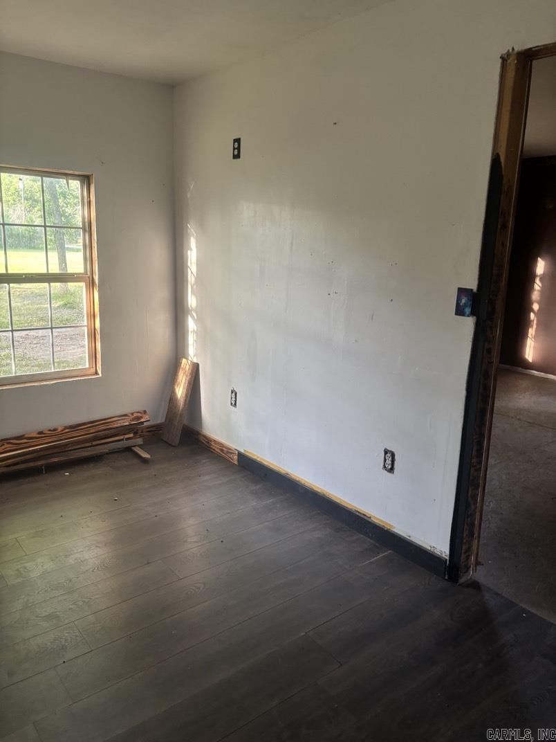 107 S South Circle Property Photo 2