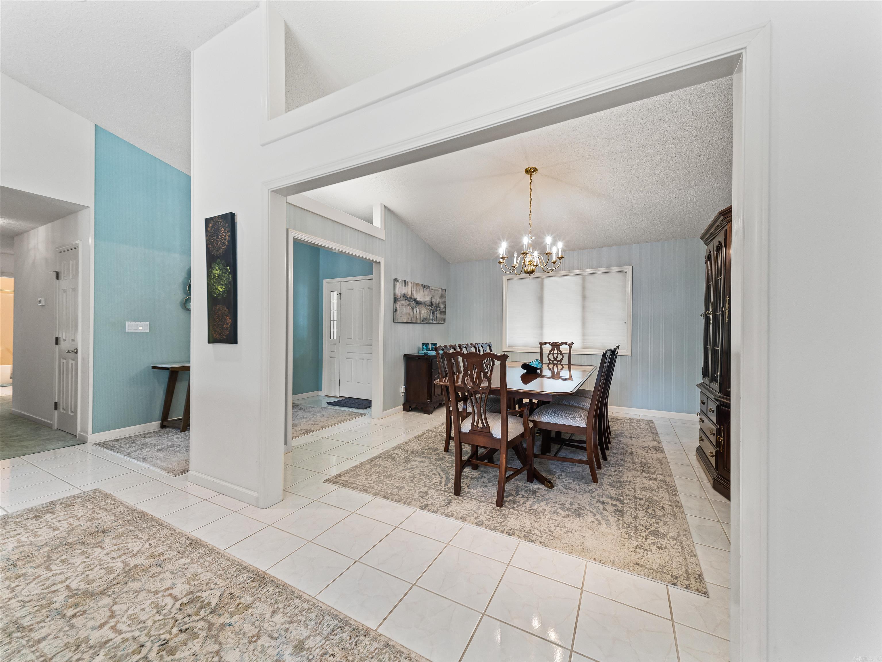 23 Celanova Lane Property Photo 7