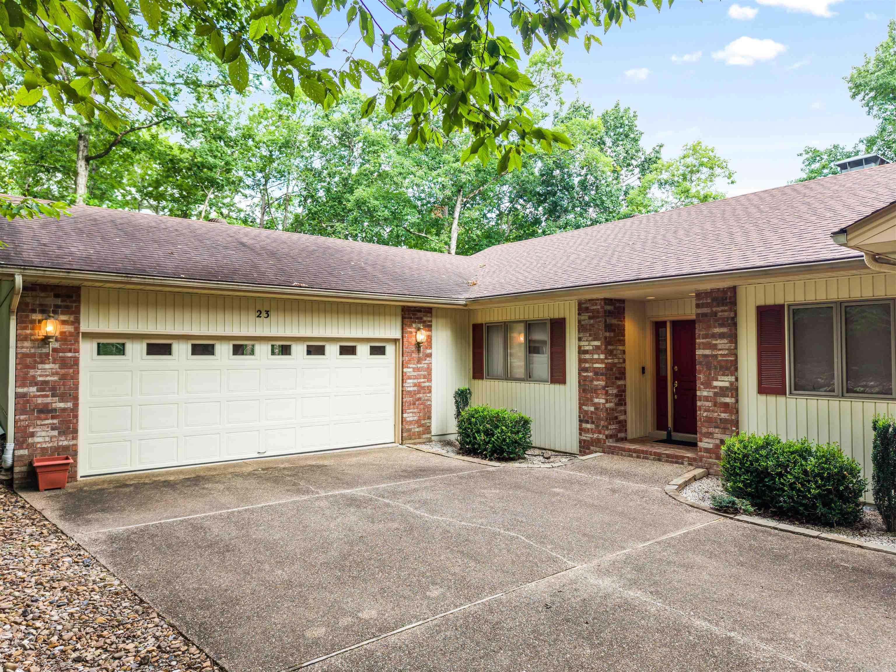 23 Celanova Lane Property Photo 32
