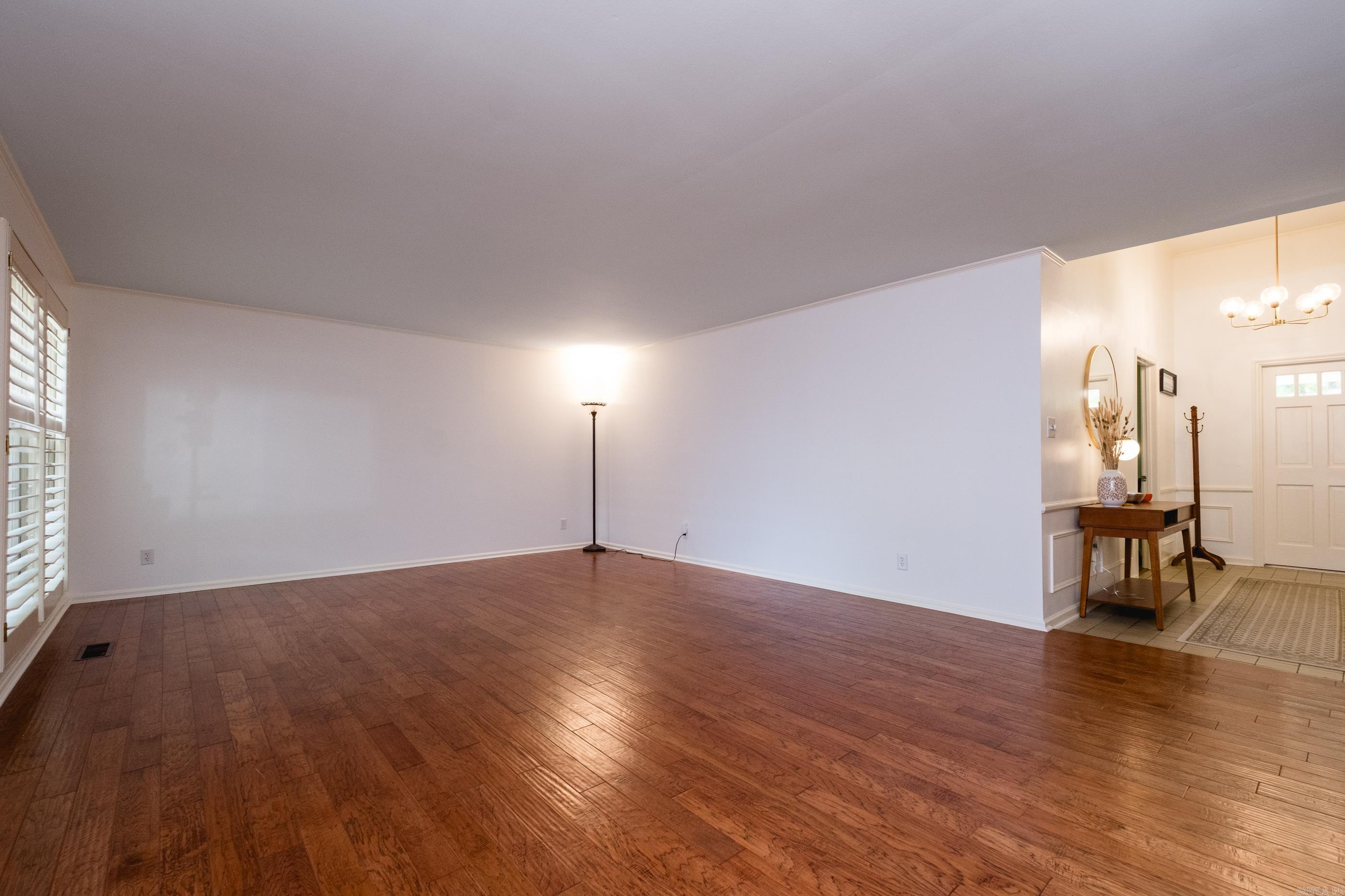 1412 N Hughes Street Property Photo 9