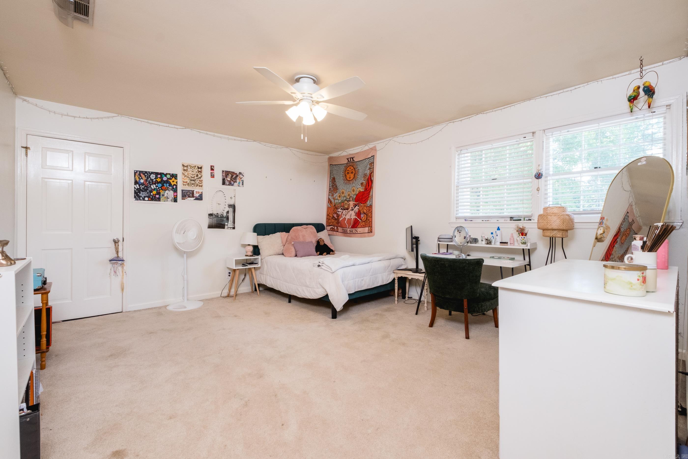 1412 N Hughes Street Property Photo 34