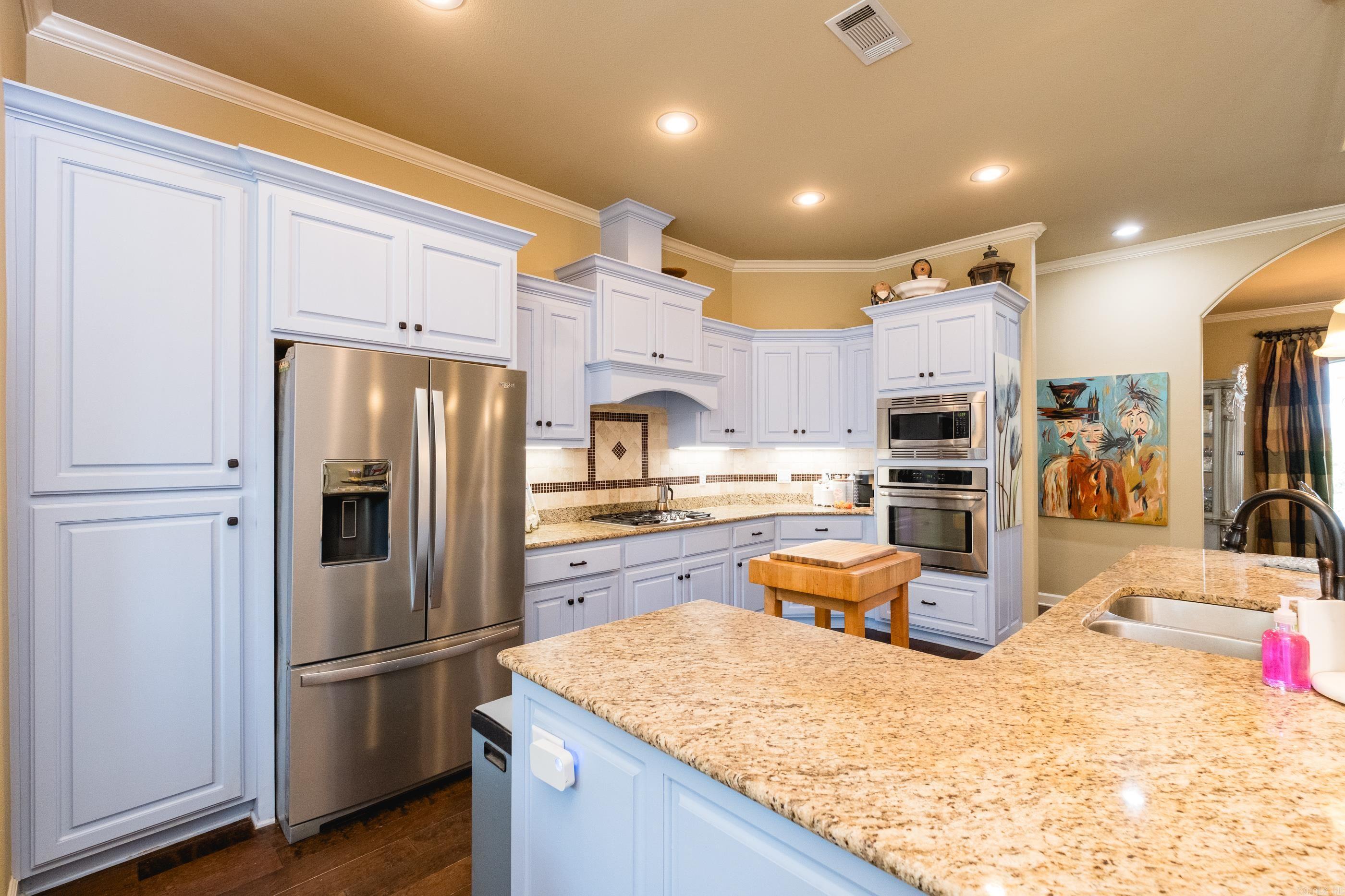 1 Tournay Circle Property Photo 20