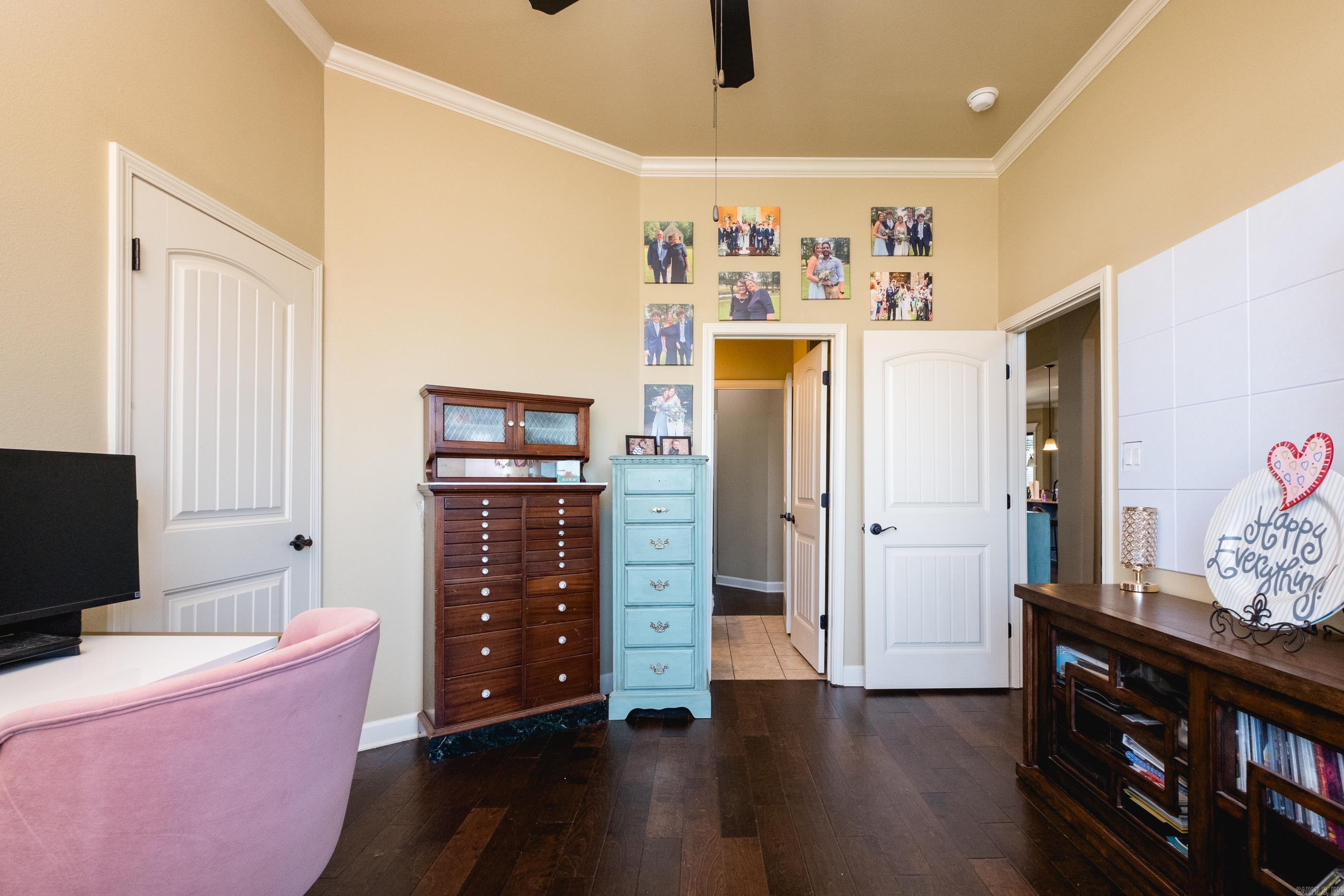 1 Tournay Circle Property Photo 27