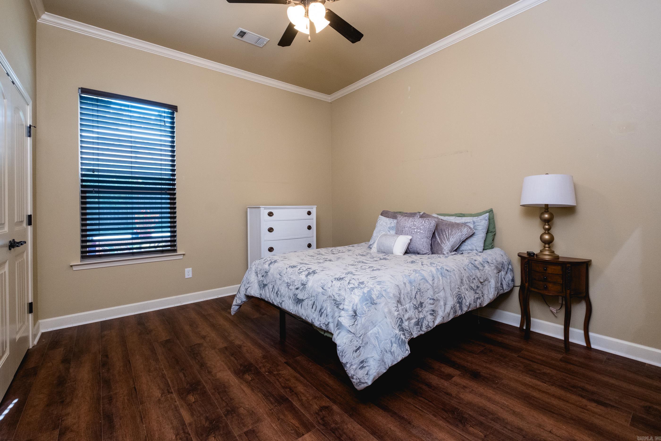 1 Tournay Circle Property Photo 31