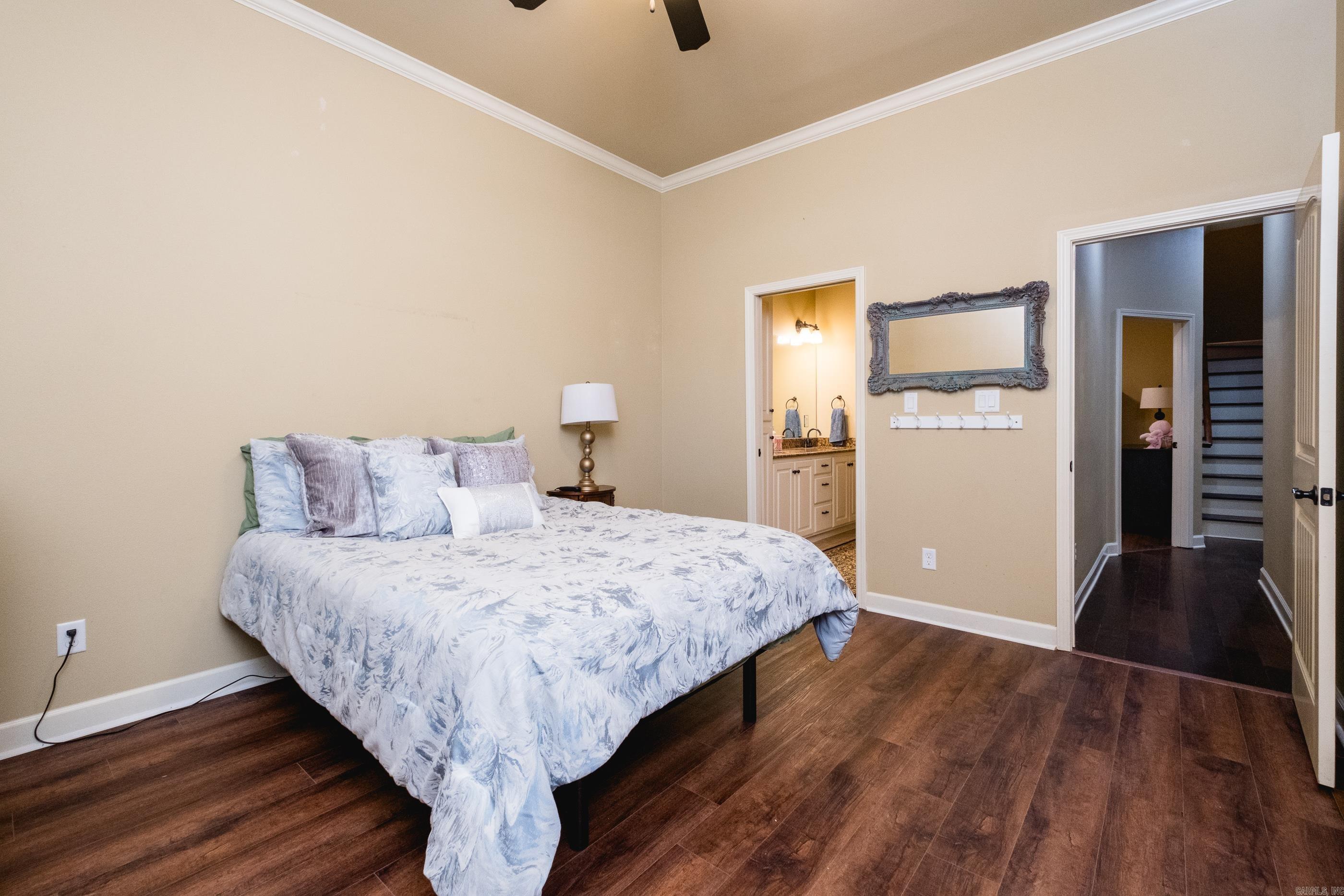 1 Tournay Circle Property Photo 32