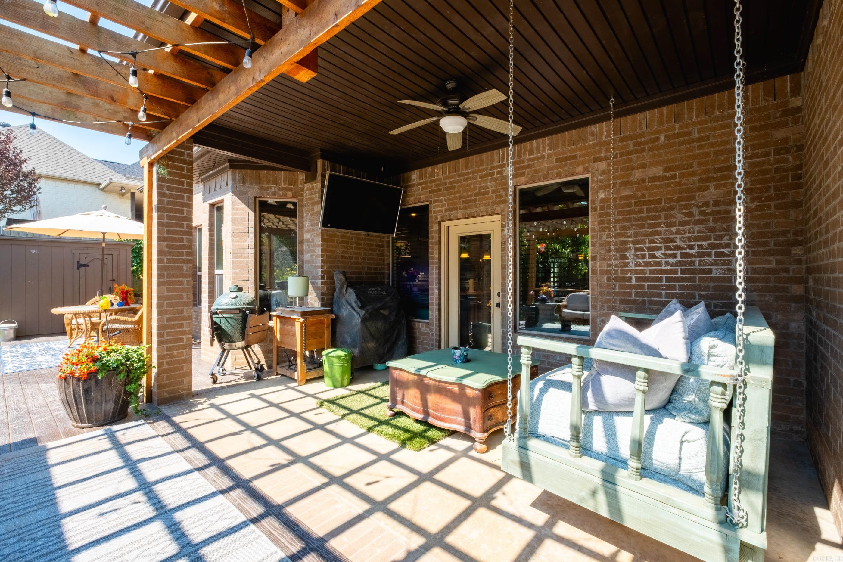 1 Tournay Circle Property Photo 48