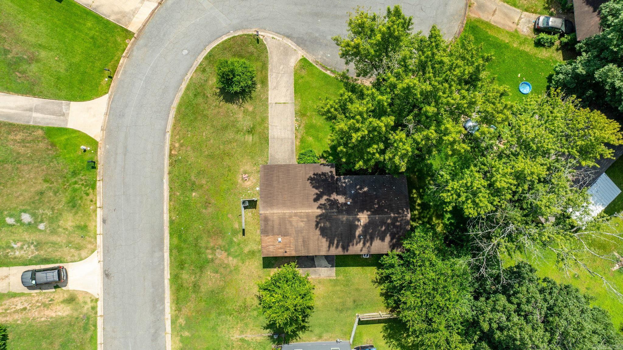 15 Village Court Property Photo 3