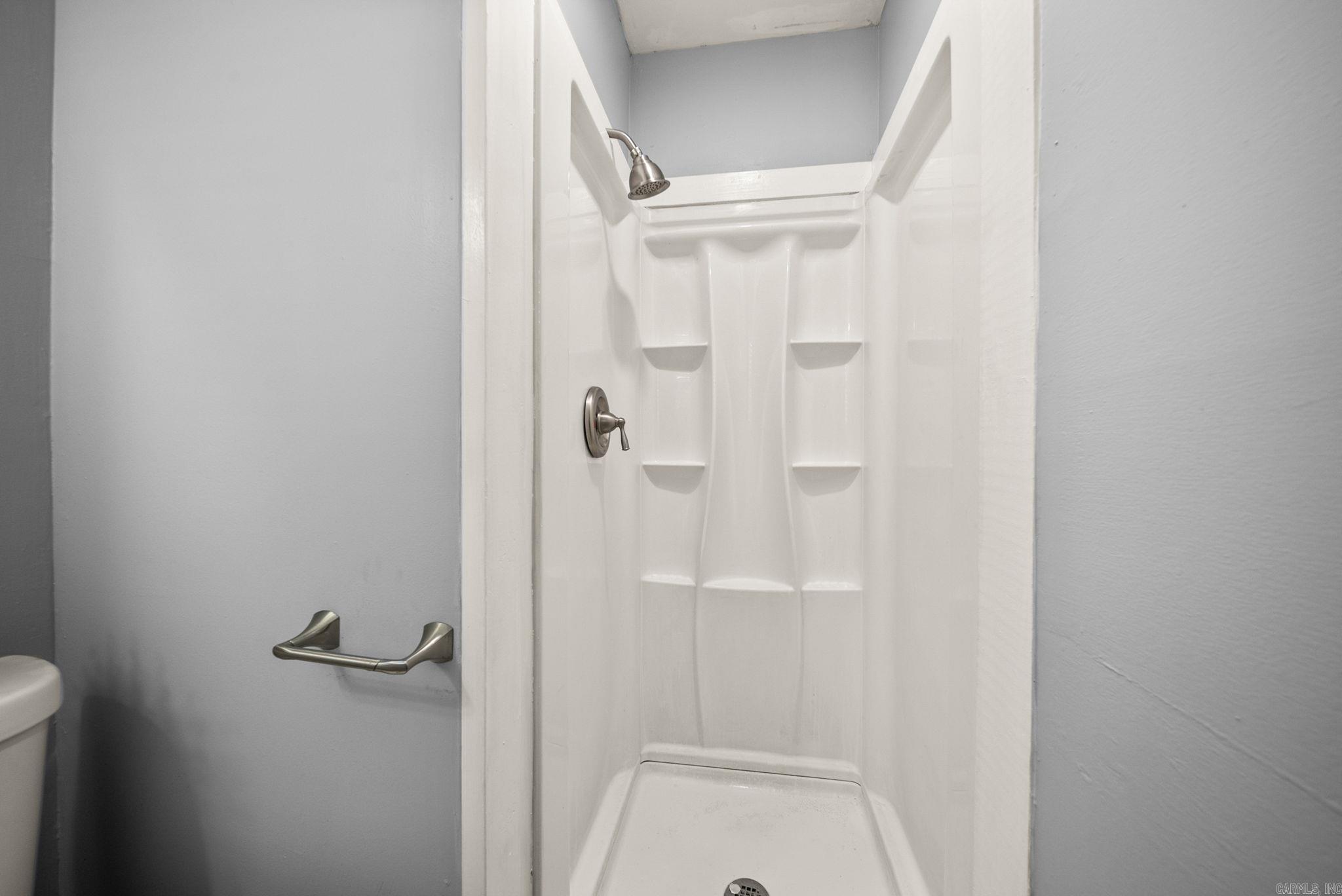 15 Village Court Property Photo 28