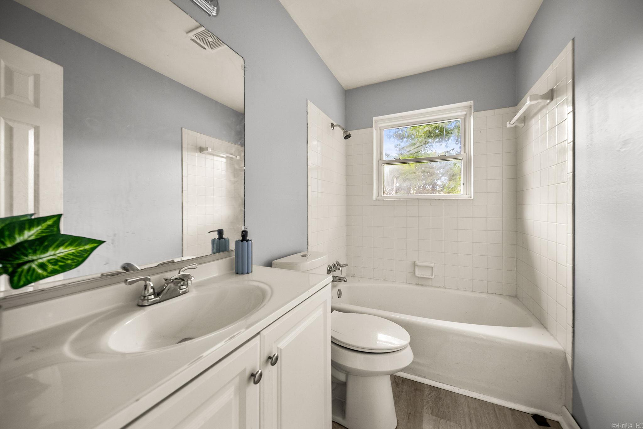 15 Village Court Property Photo 32