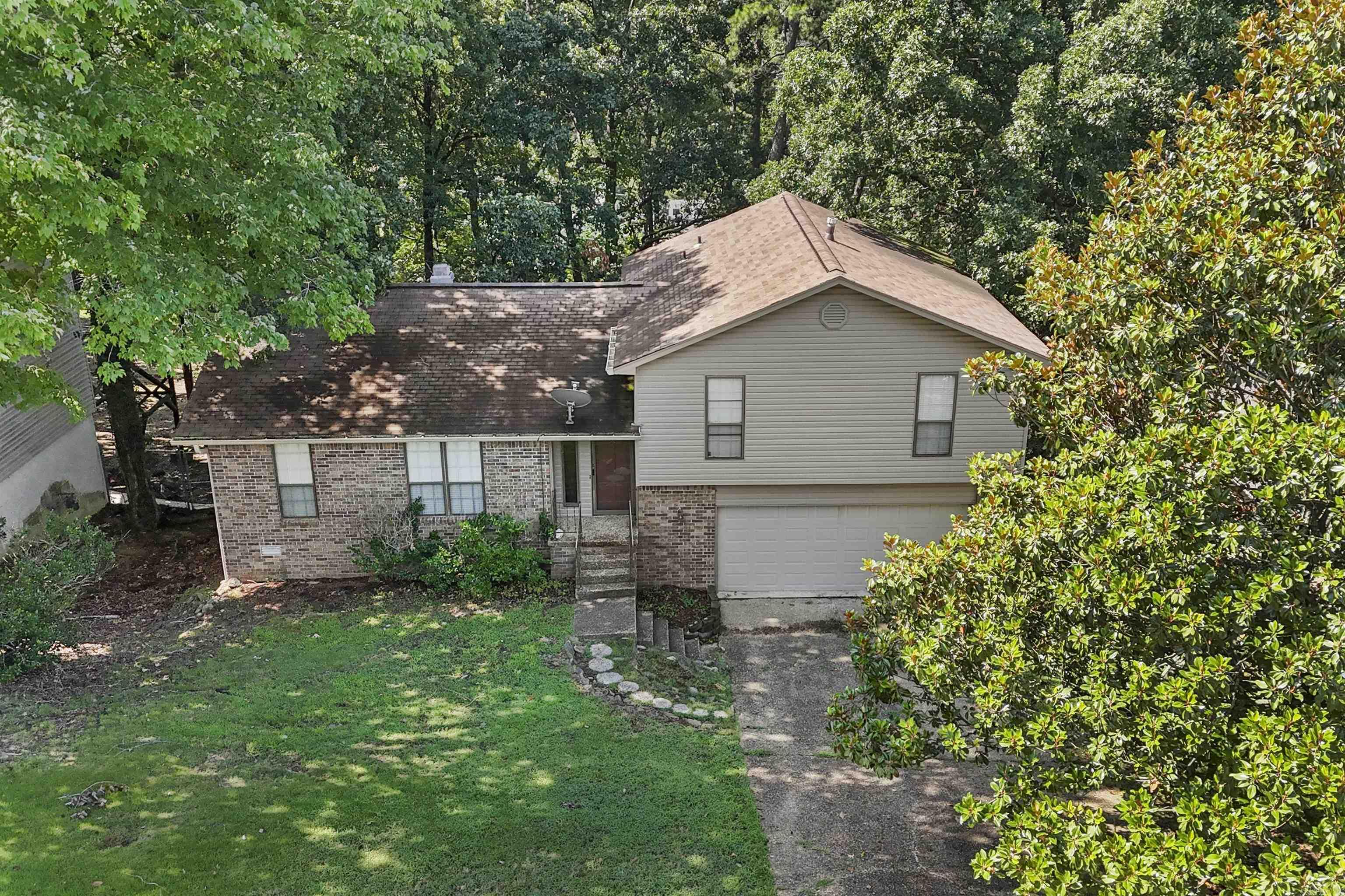 12601 Pleasant Forest Drive Property Photo 4